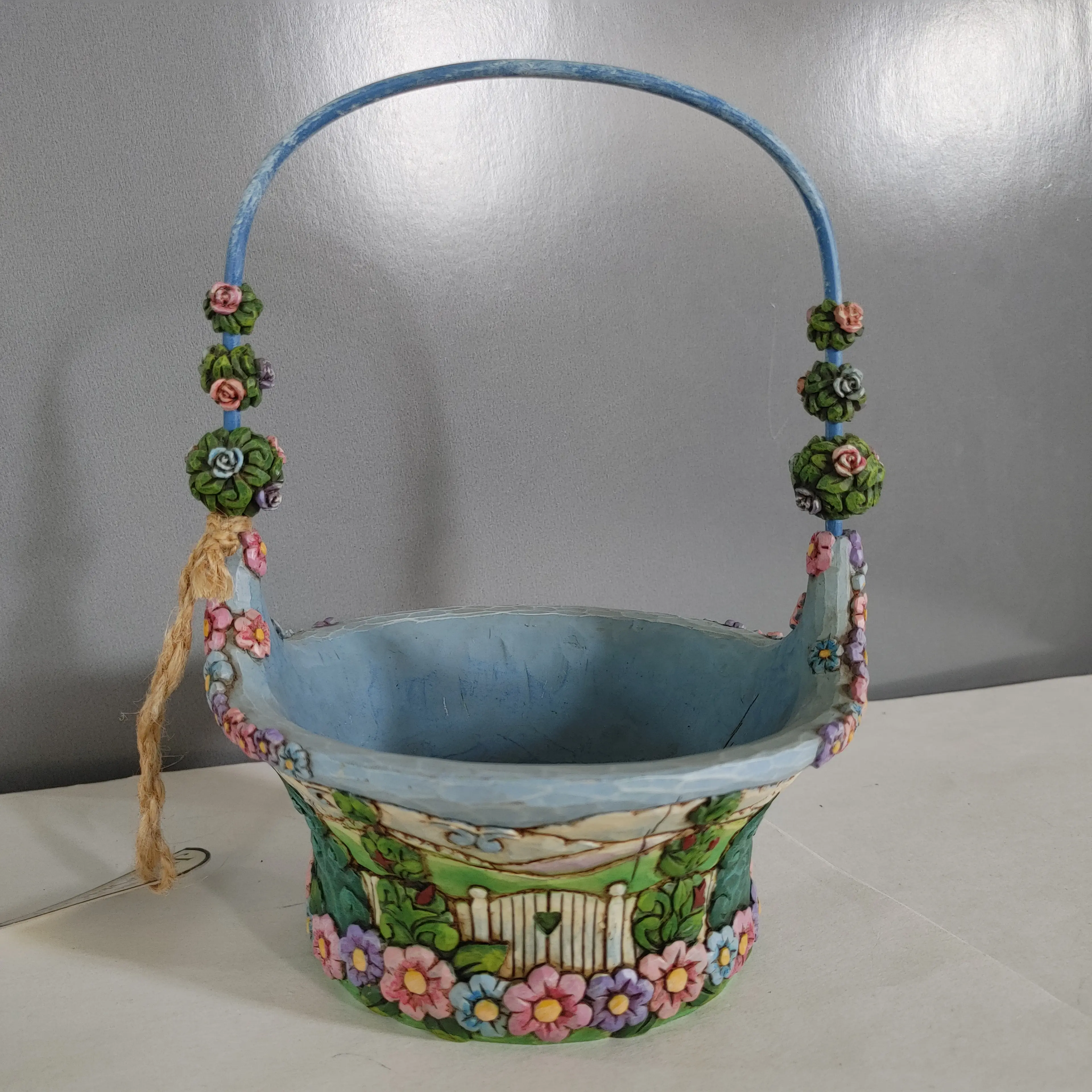 Image 2 of 9