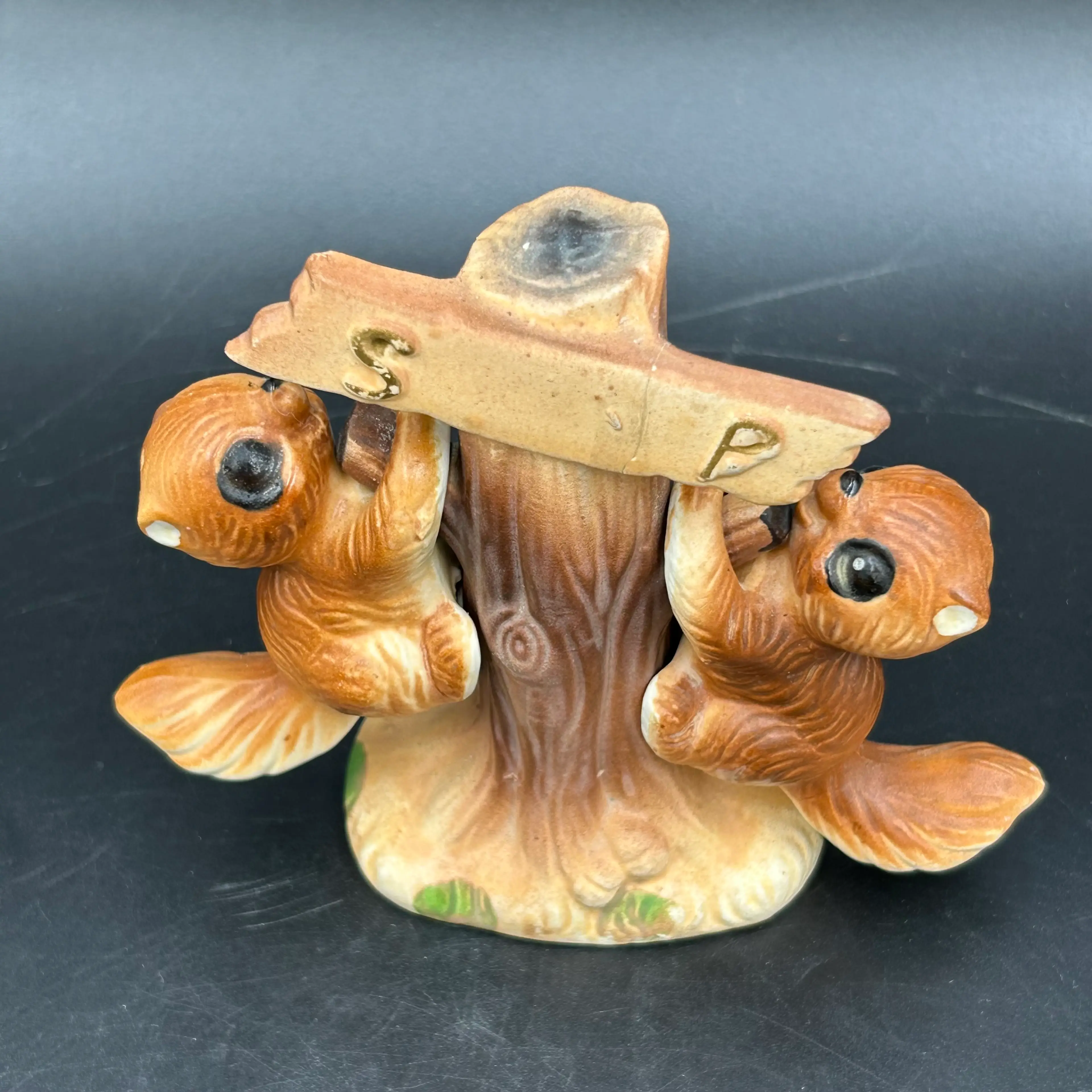 Image 2 of 6