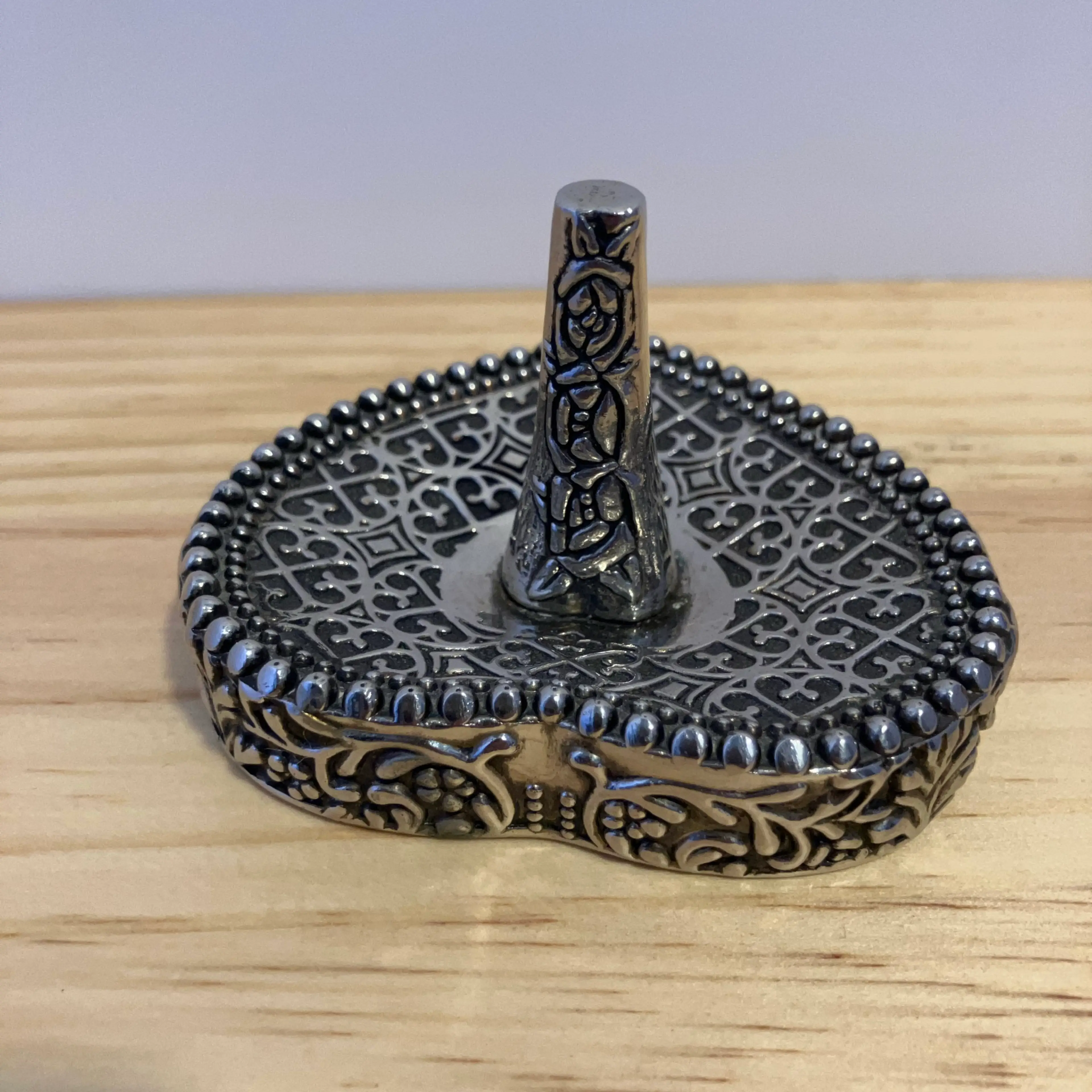 Image 2 of 6