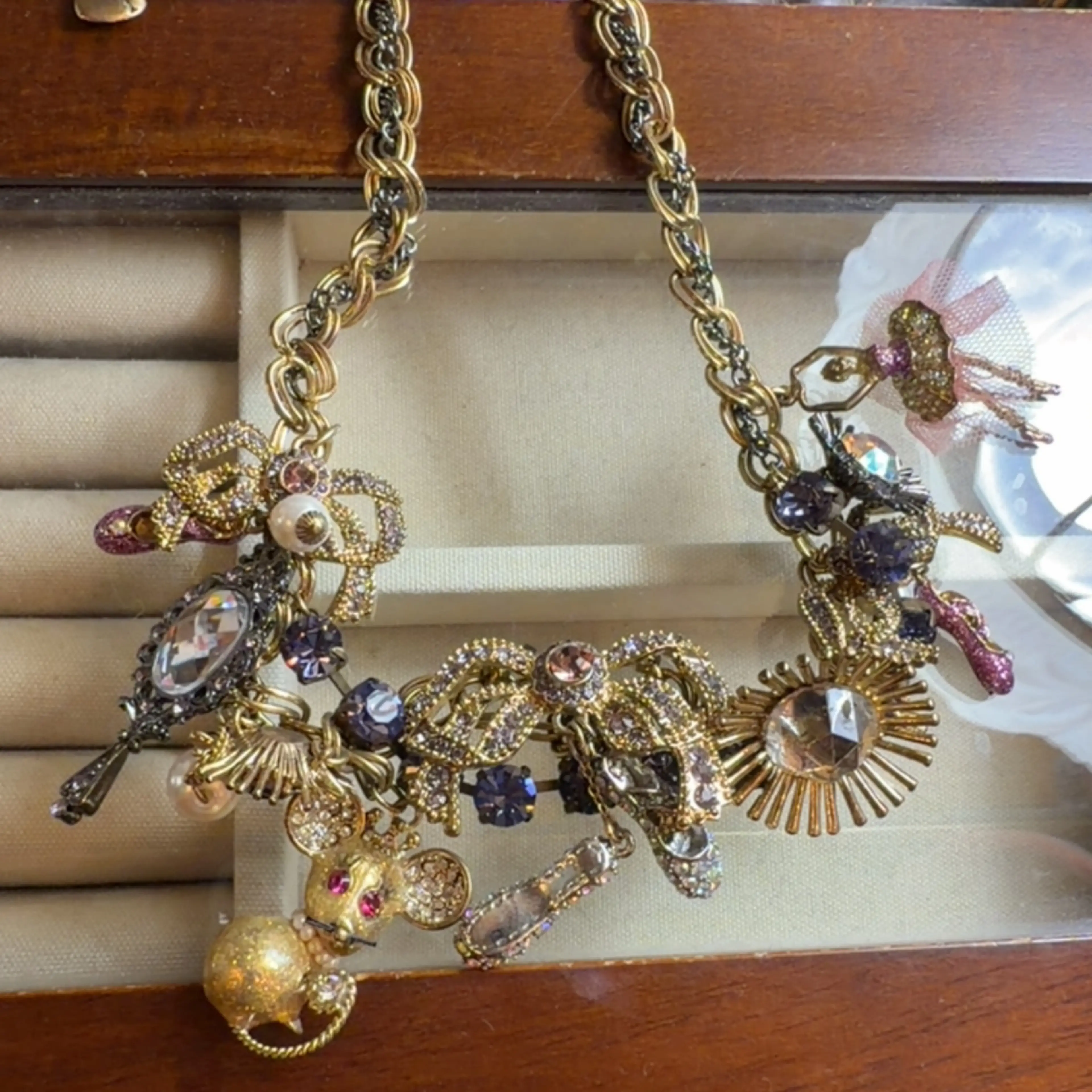 Image 1 of 1