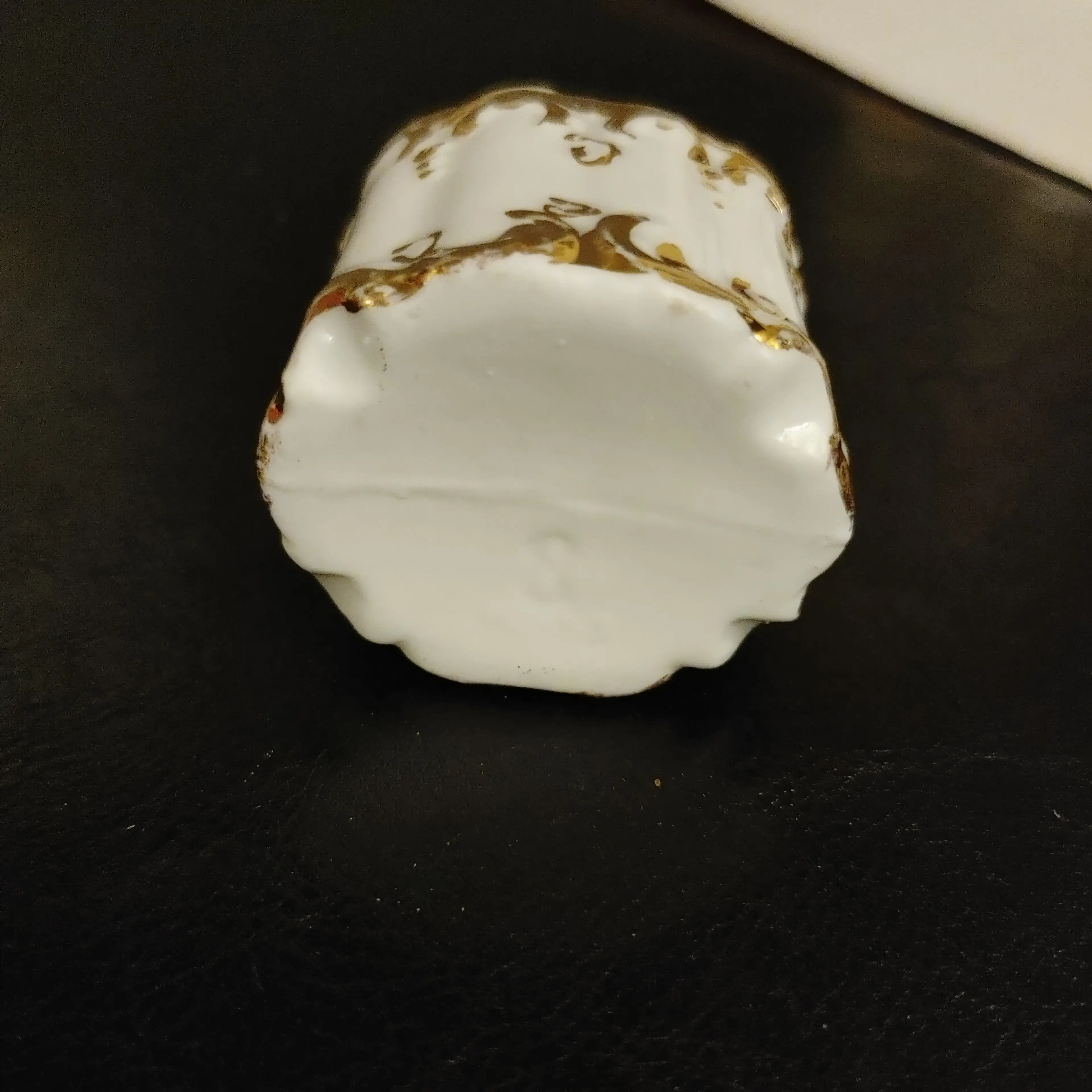 Image 4 of 6