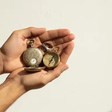 New Drops: Vintage Finds & Fresh Picks!