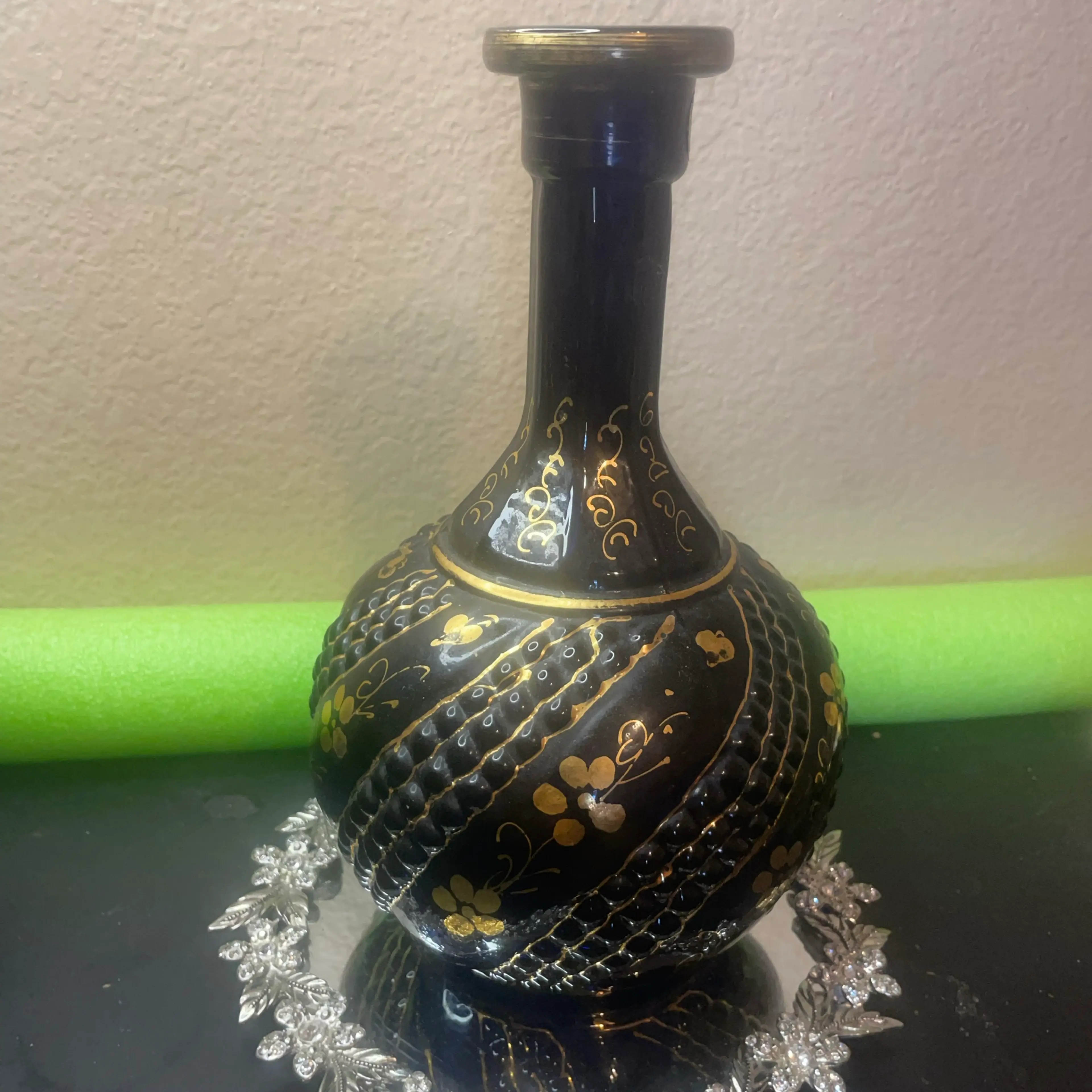 Image 4 of 8