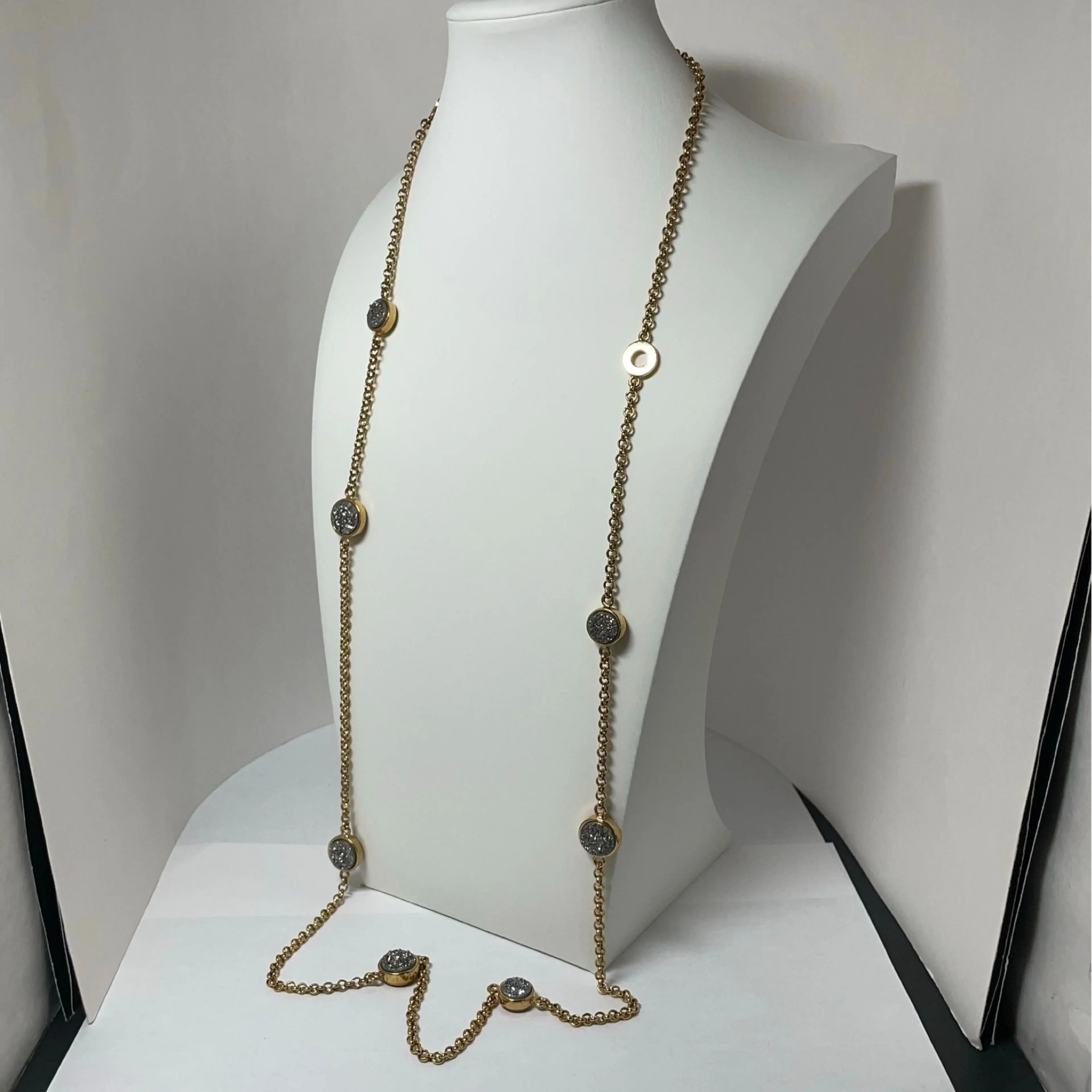 Image 1 of 7