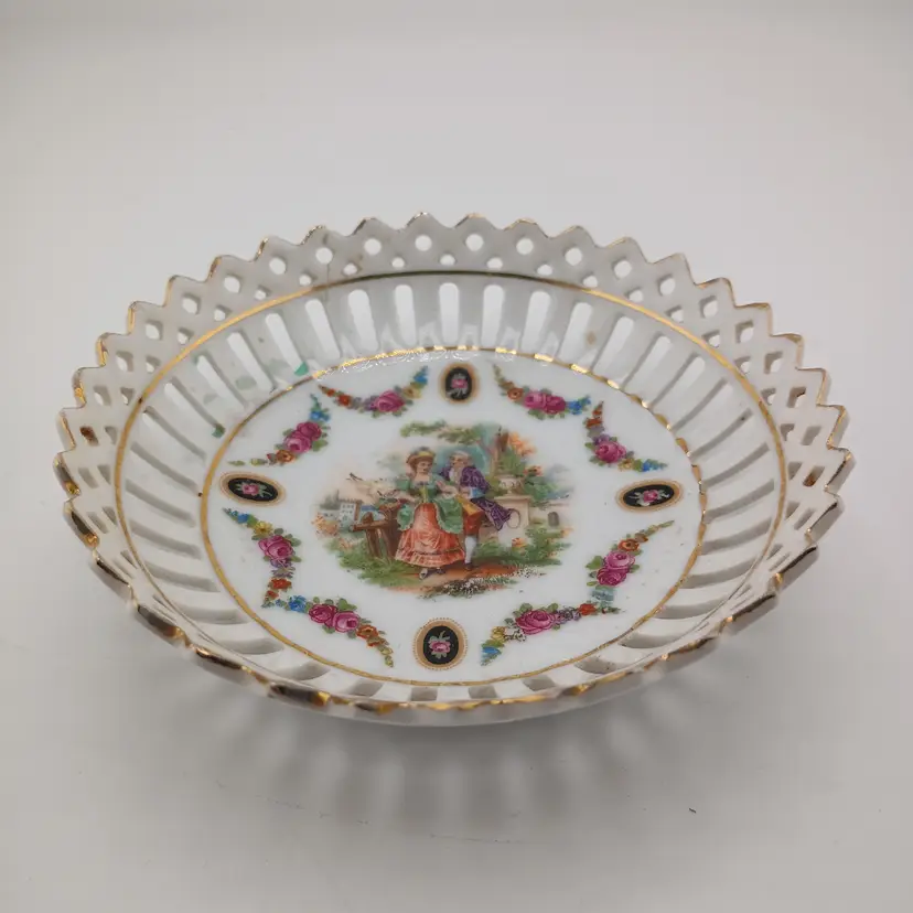 German porcelain reticulated trinket dish