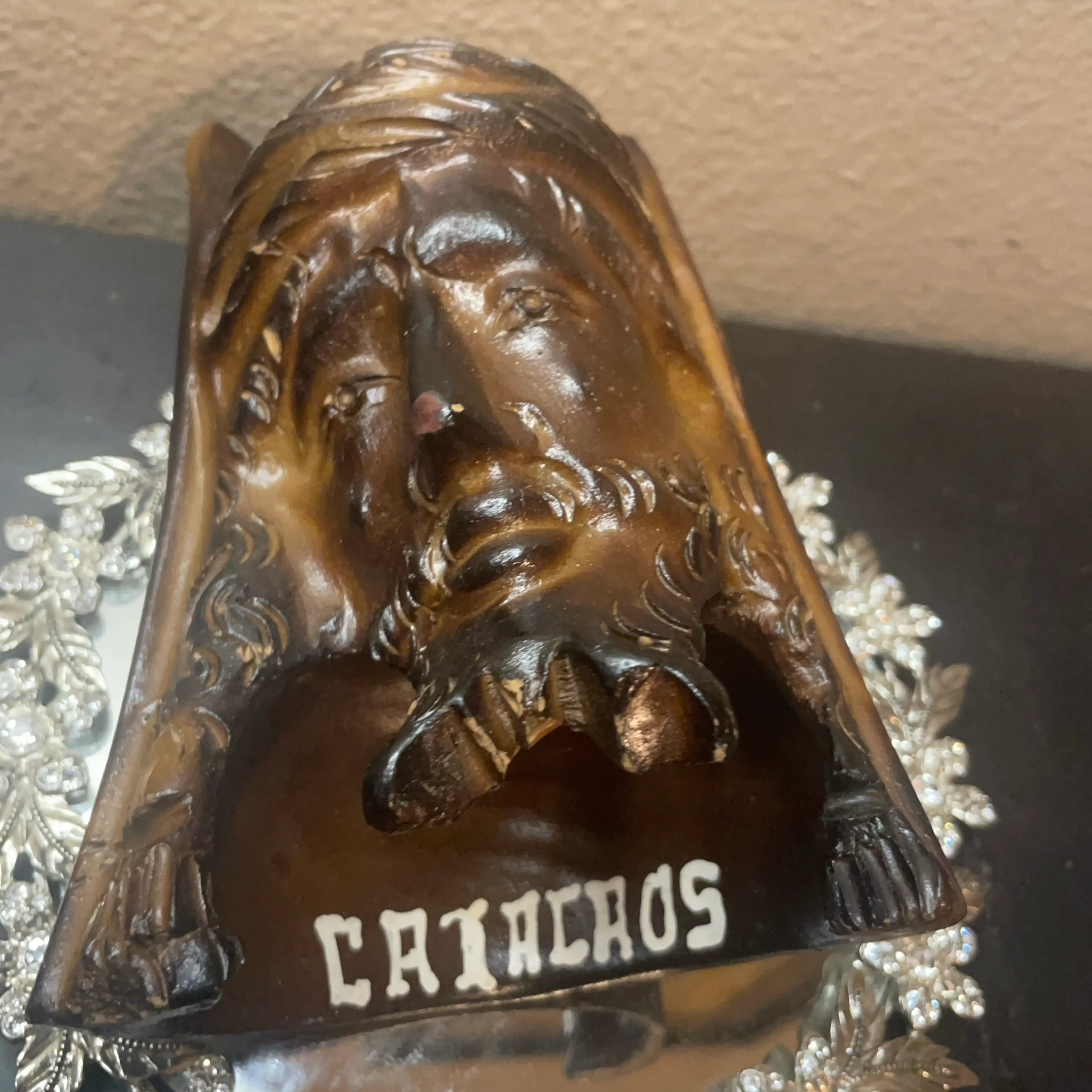 Image 2 of 6