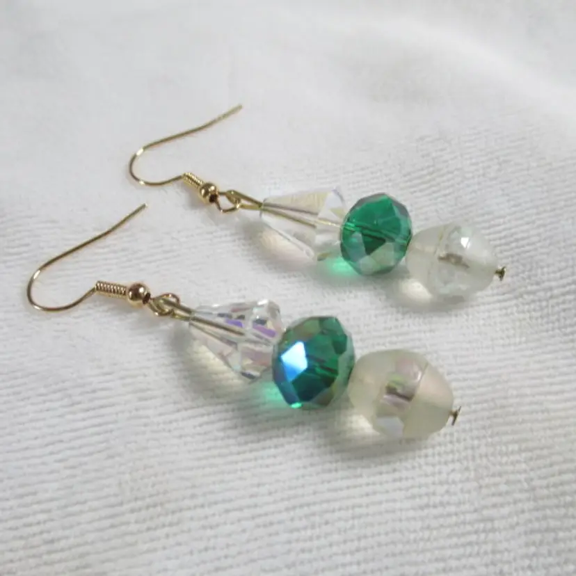 Earrings With Vintage Clear Etched Beads, Green Glass Beads,Handmade Earrings