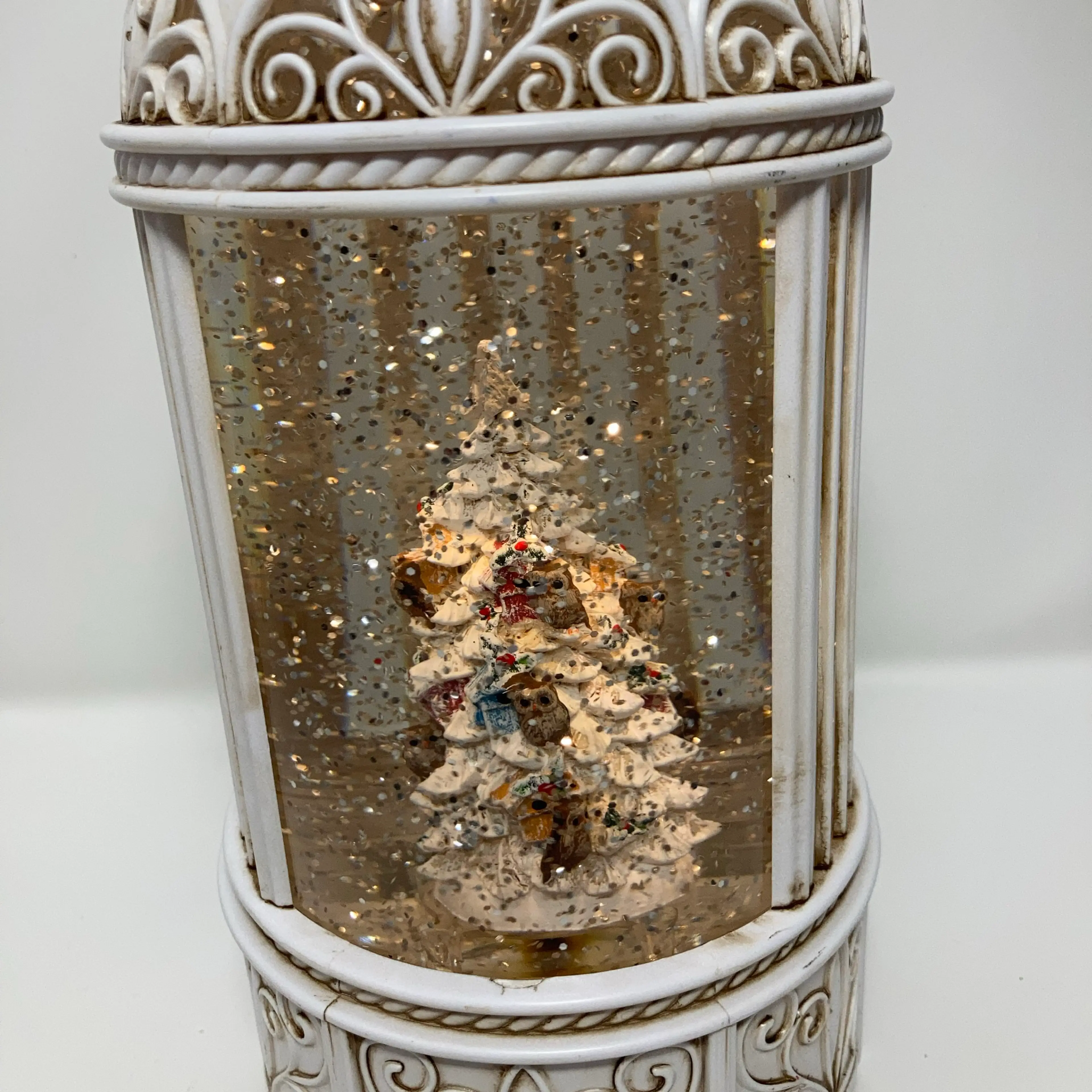Image 4 of 14