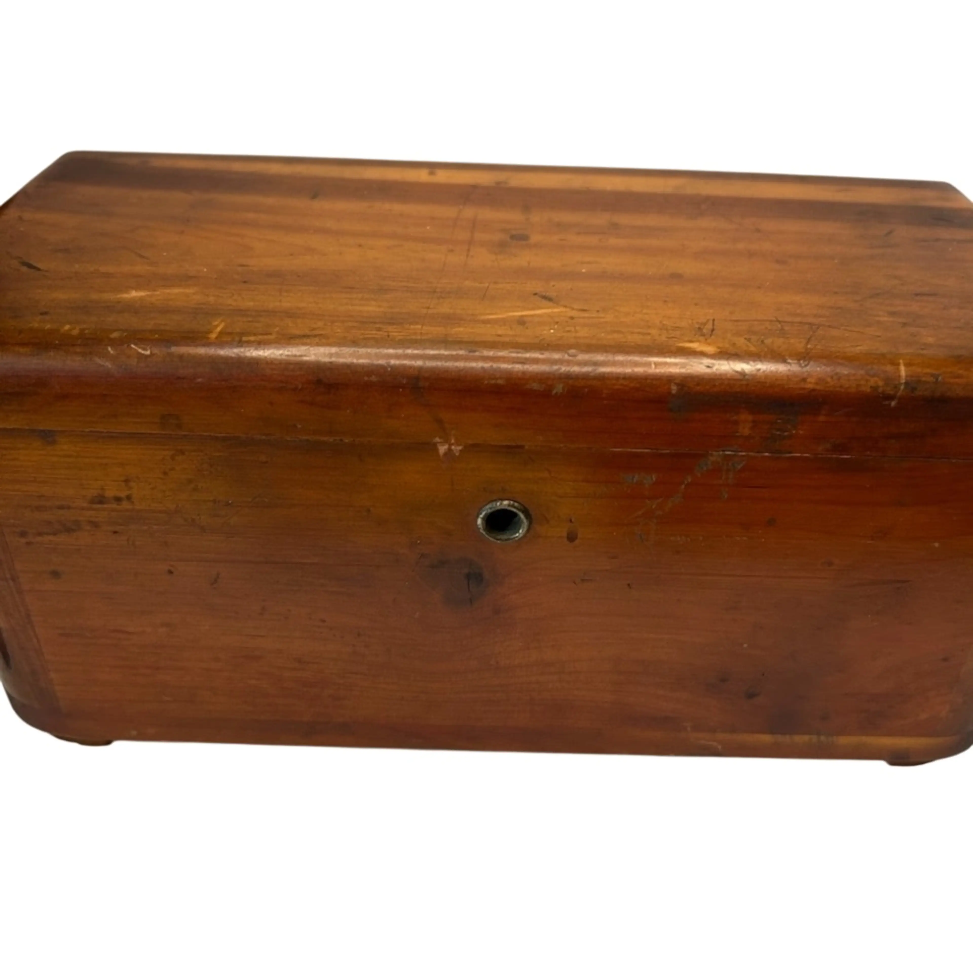Image 2 of 8