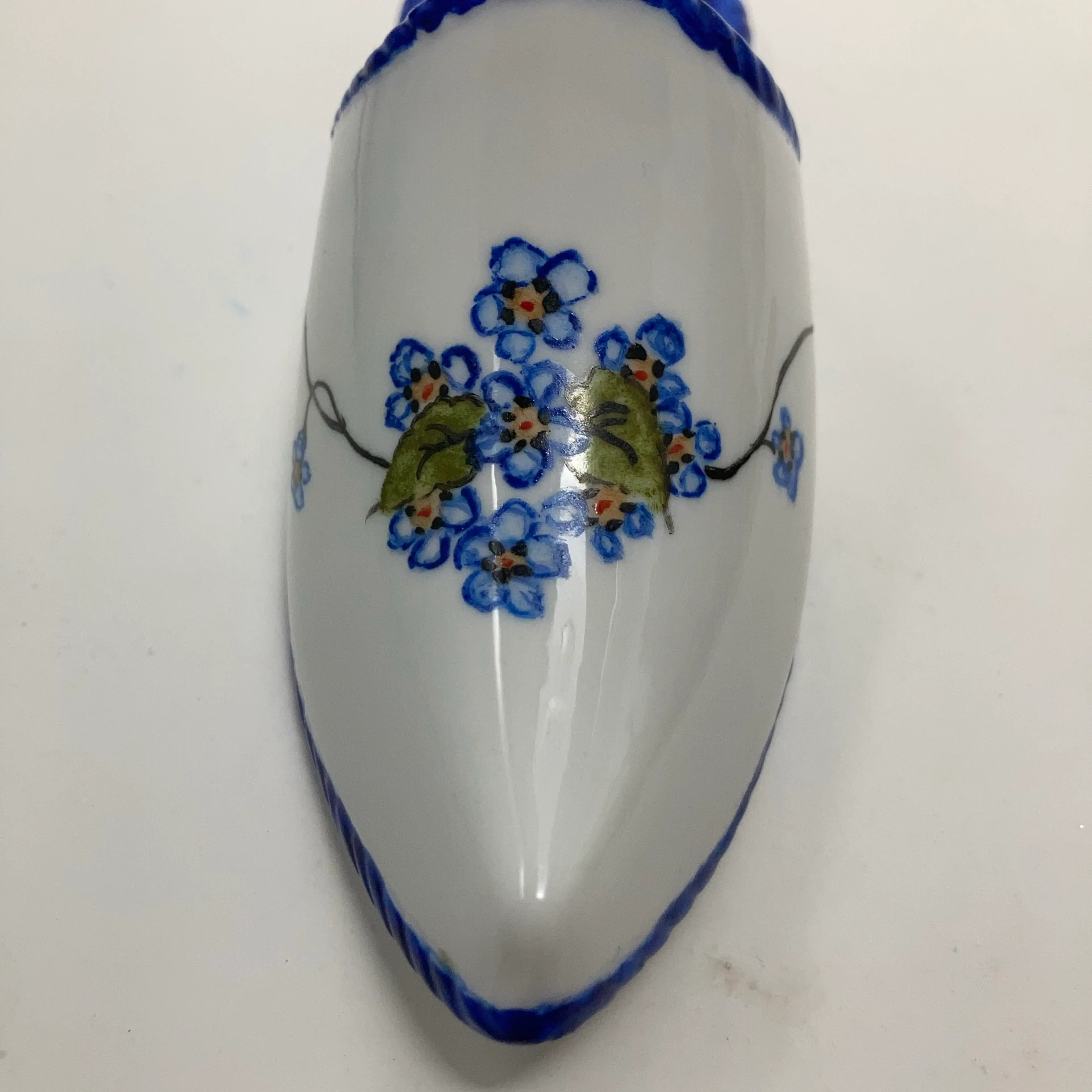 Image 2 of 8