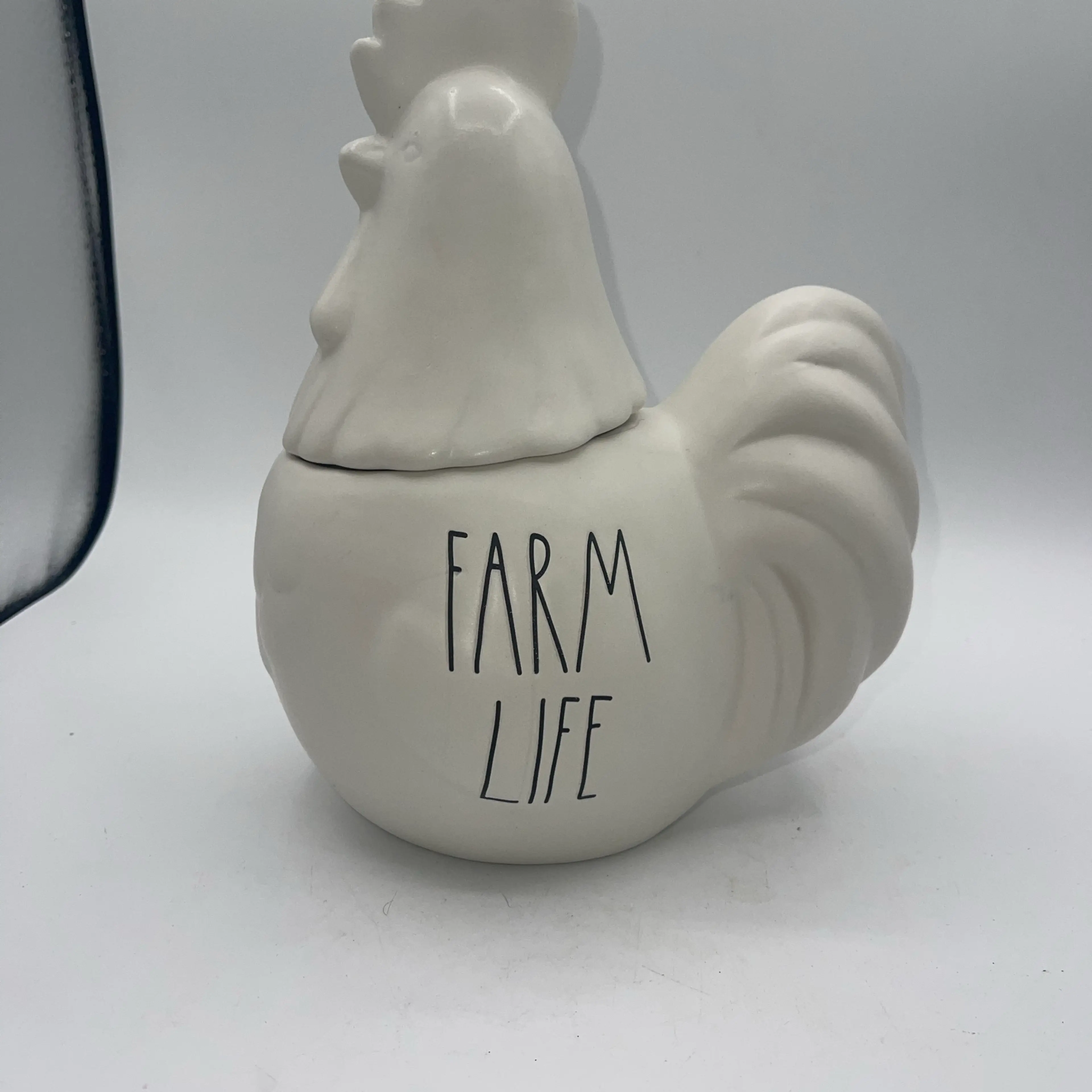 Image 2 of 7