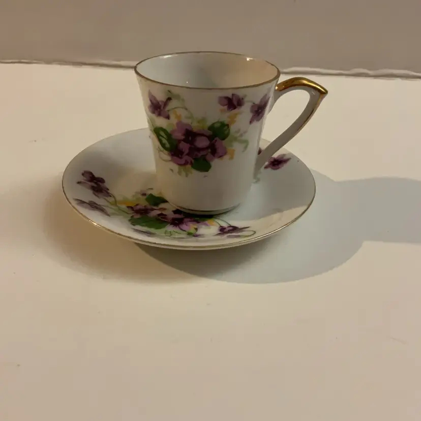 Norcrest Sweet Violet Demi Tasse
