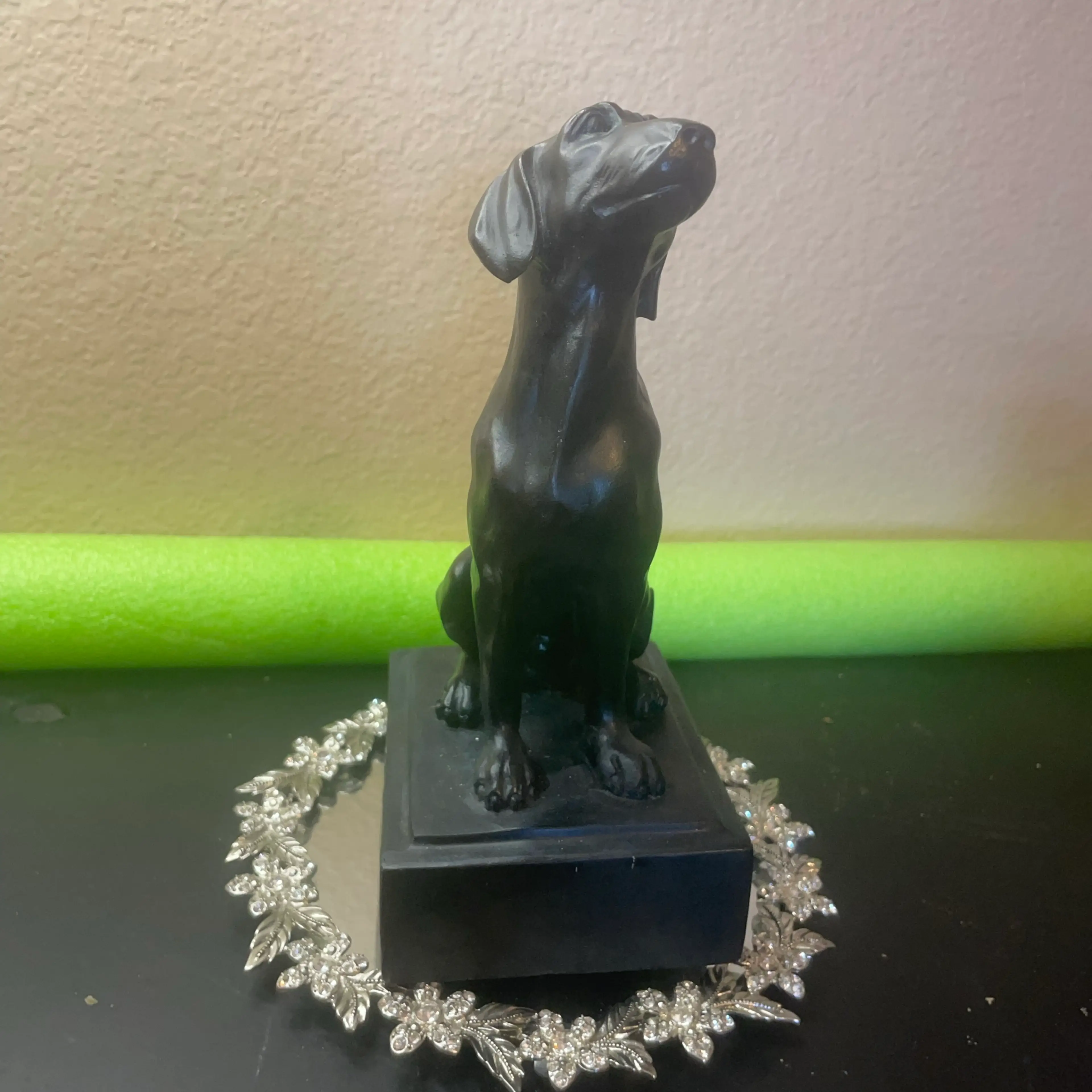 Image 2 of 8
