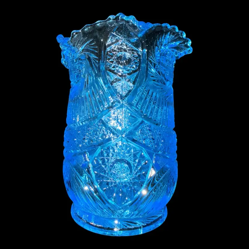 Wheatoncraft Kemple Blue Hobstar Ruffle Lip Vase 5.5” UV Glow