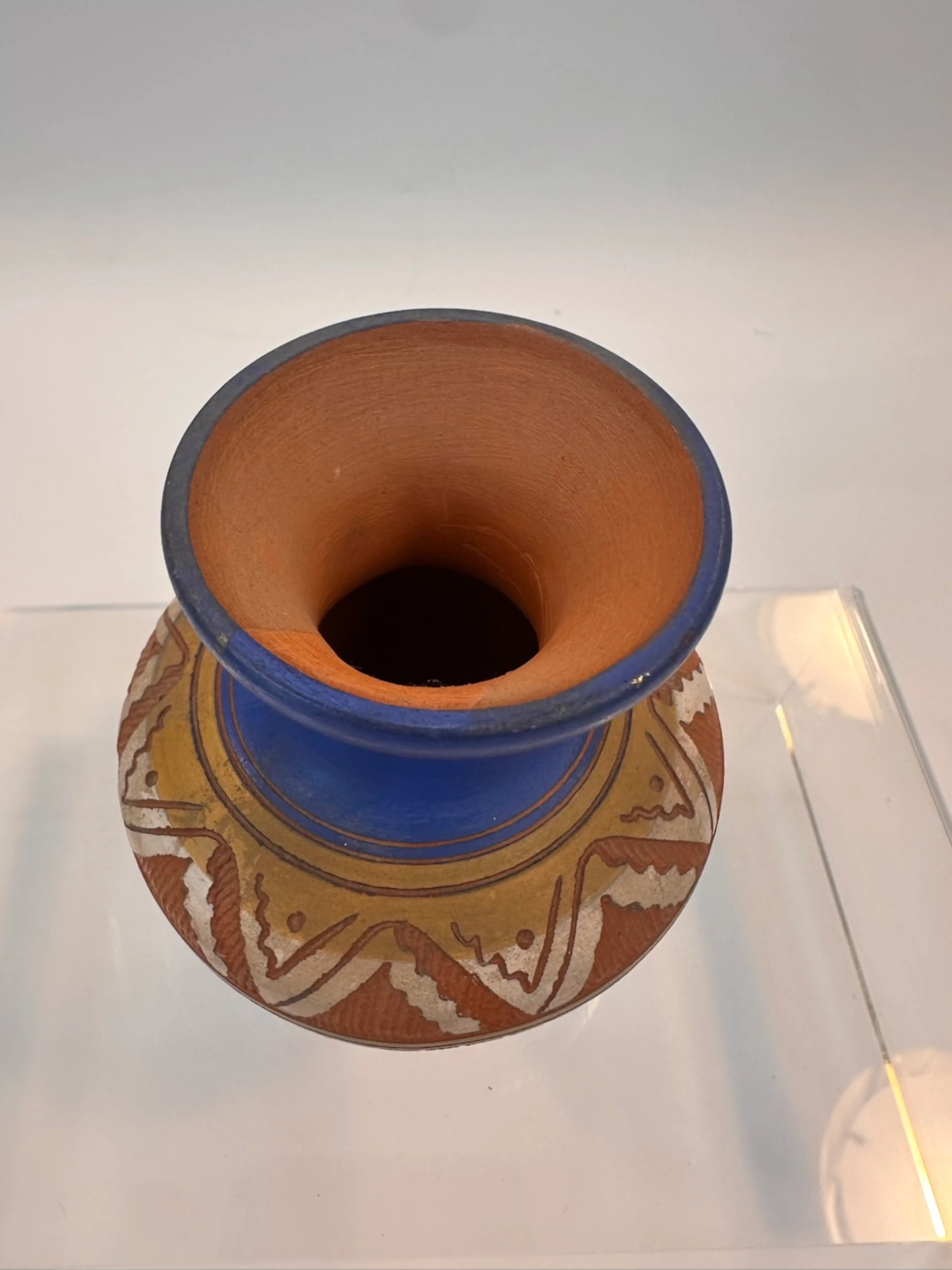 Image 2 of 6