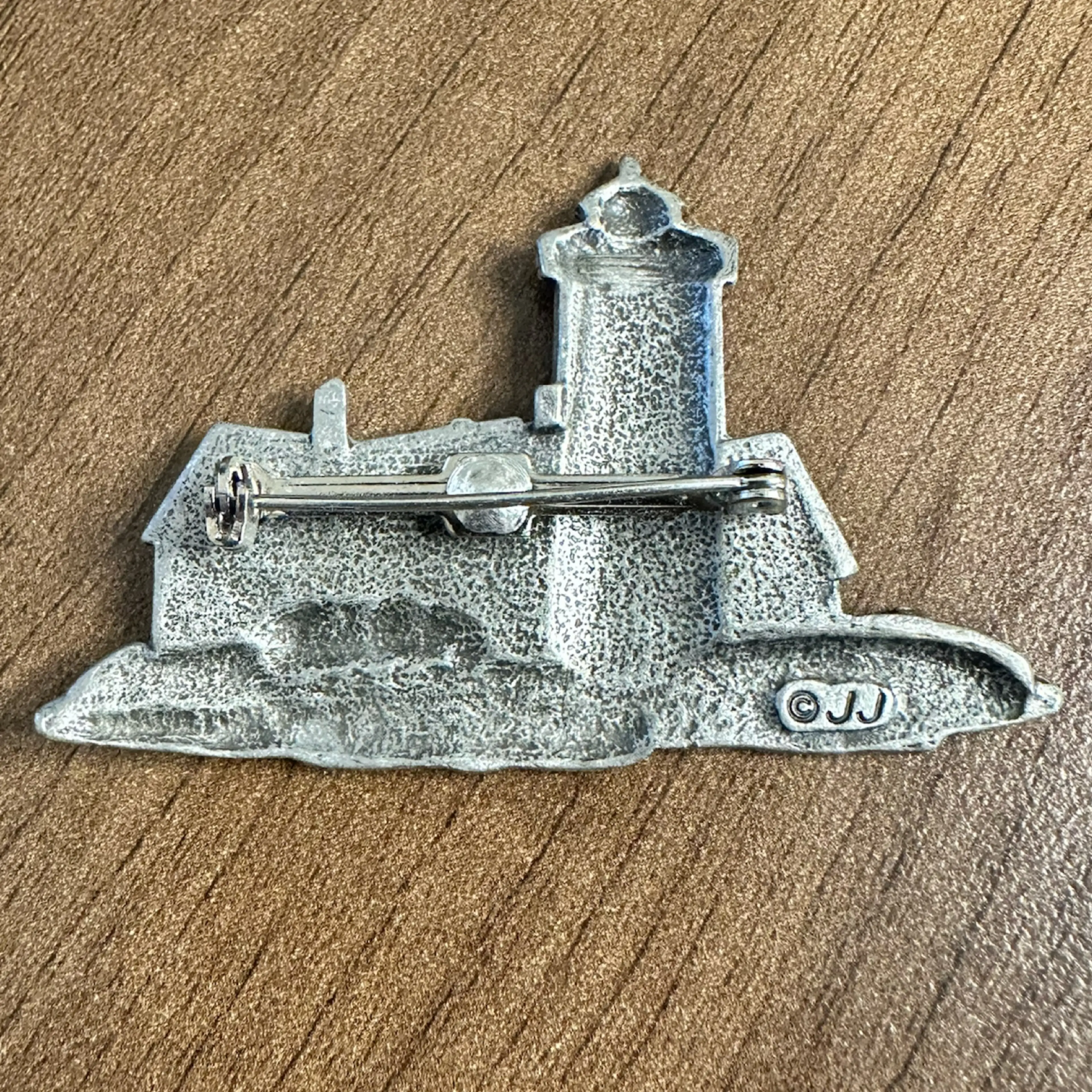 Image 2 of 2