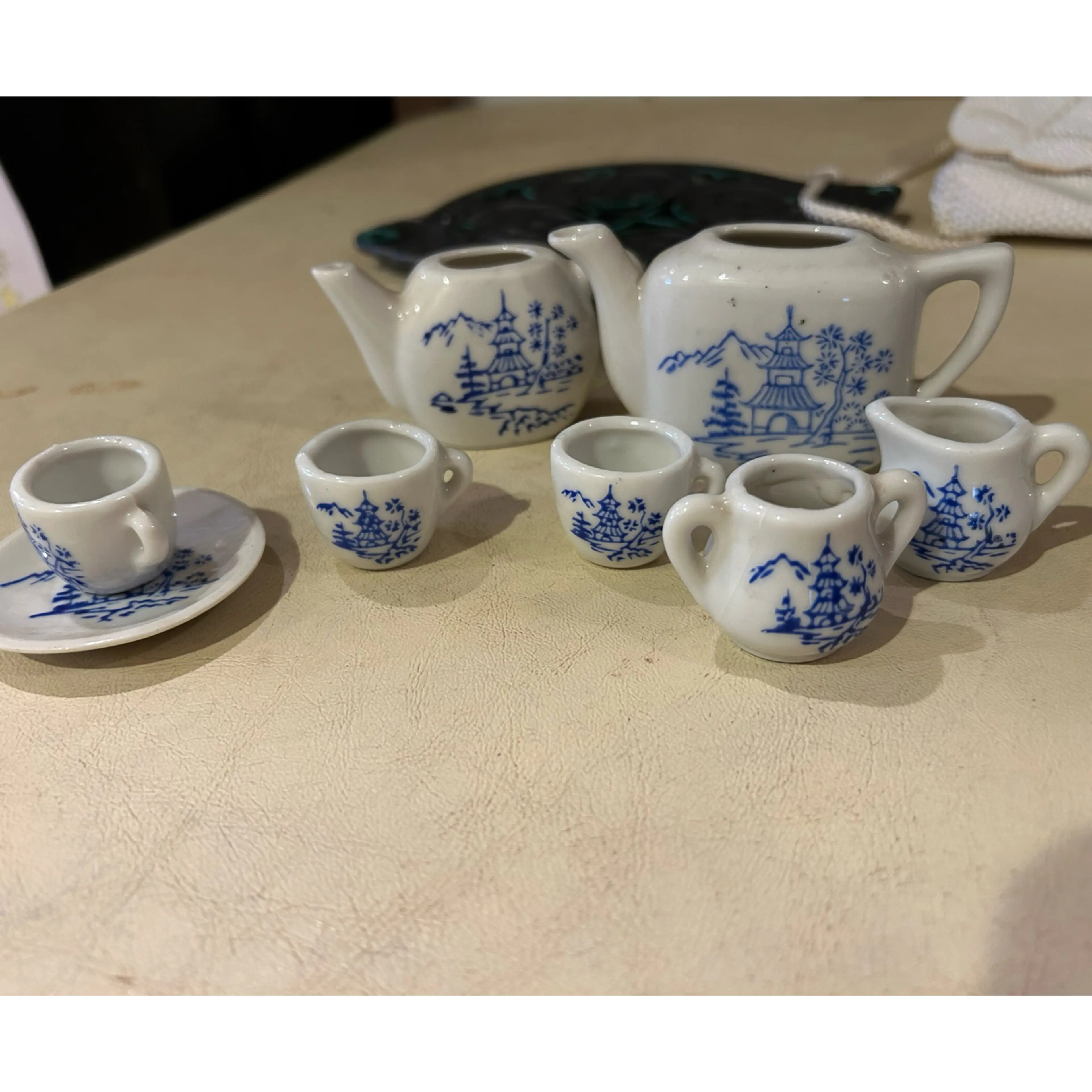 Image 2 of 2