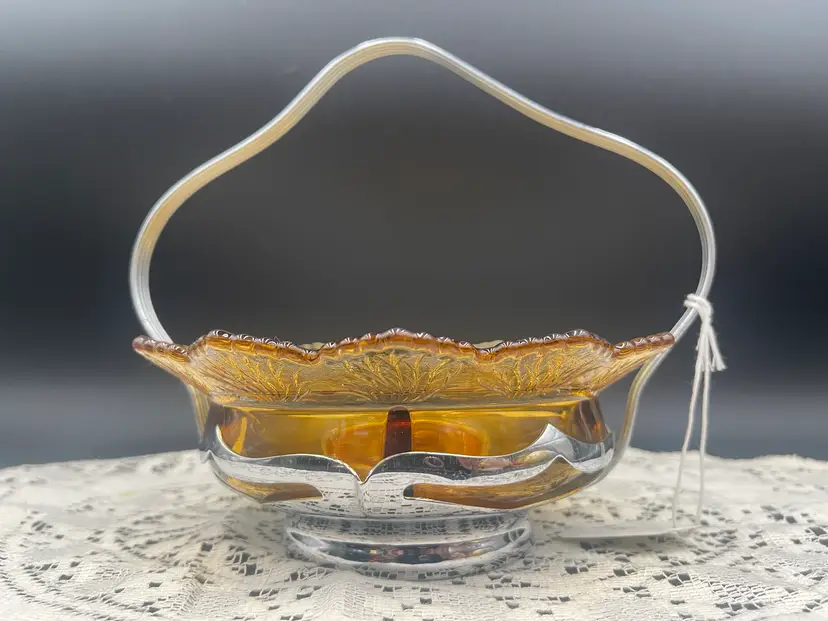 Farber Bros Amber Divided Candy Dish in Chrome Basket/Carrier Case
