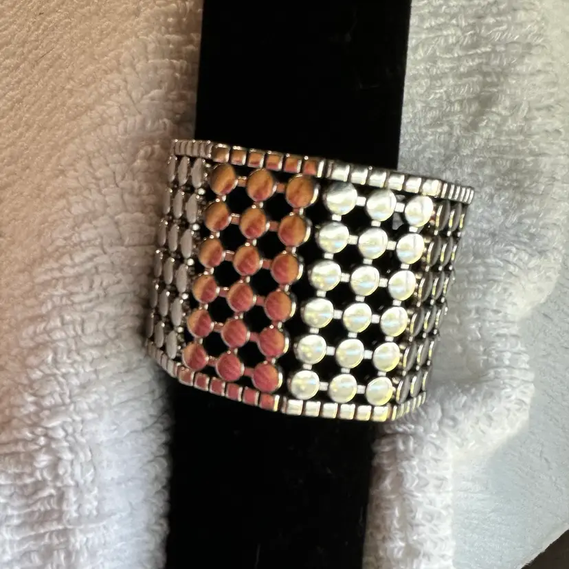 Stretchy Bar Bracelet