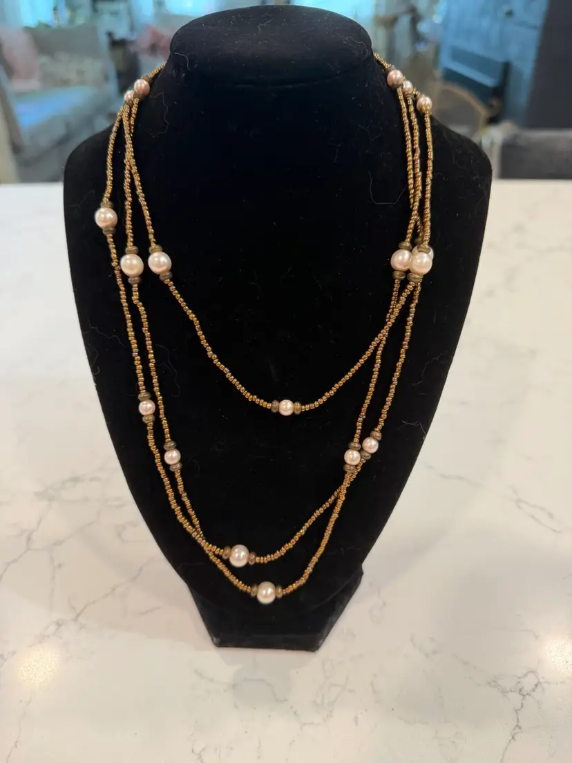 🪹Long Gold Tone Chain With Pearl Accents
