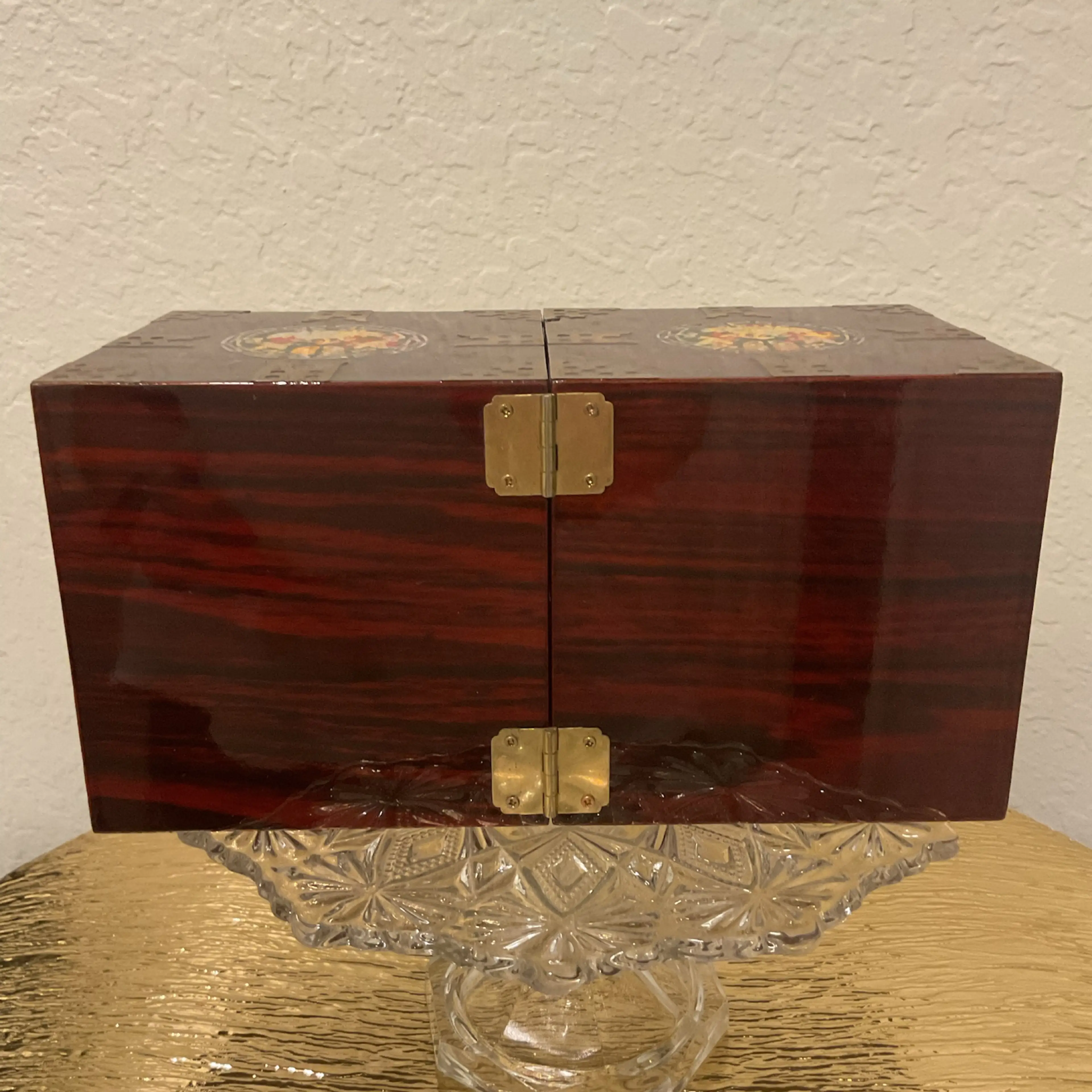 Image 4 of 4