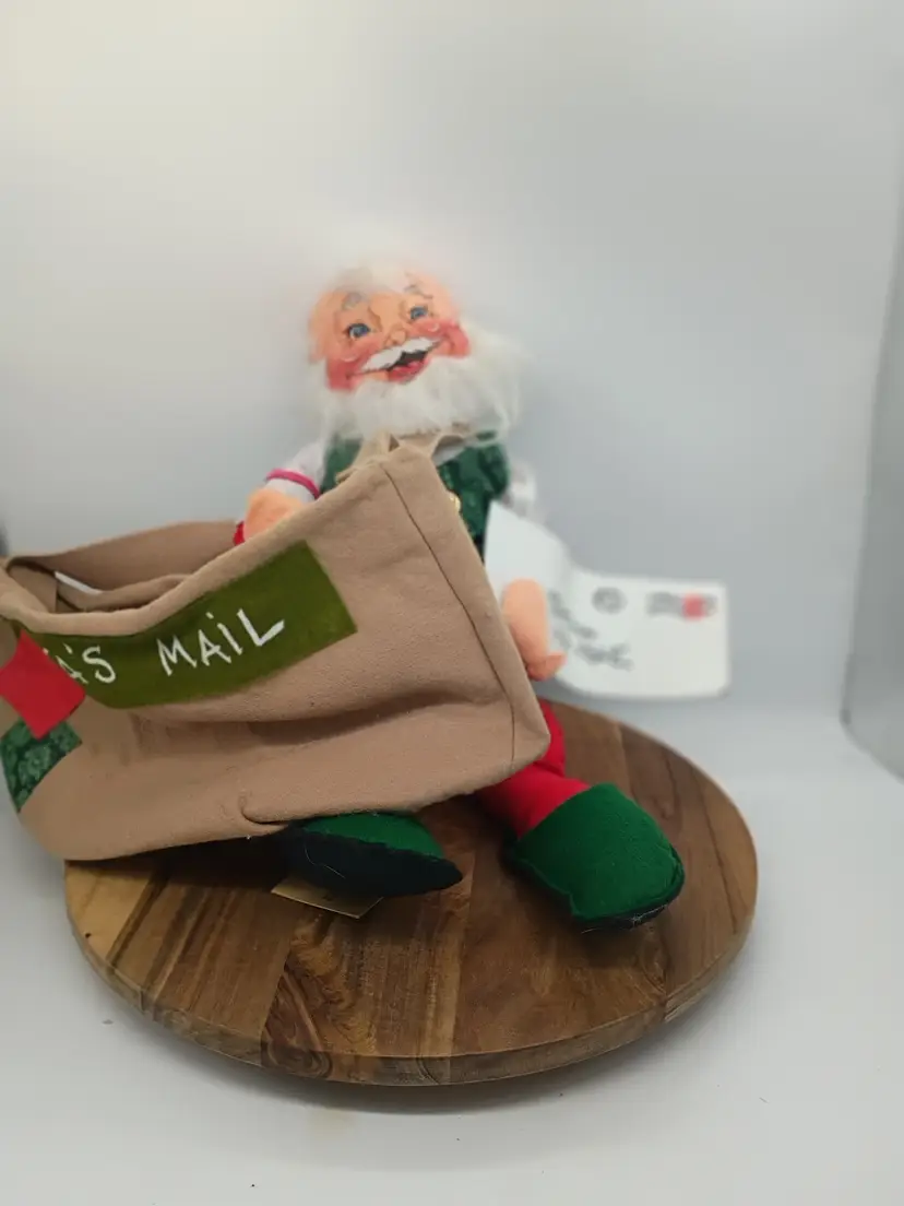 Annalee Christmas Santa Mail 1991 Post Office Letter Carrier Sack Christmas Card Holder #522591 Vintage