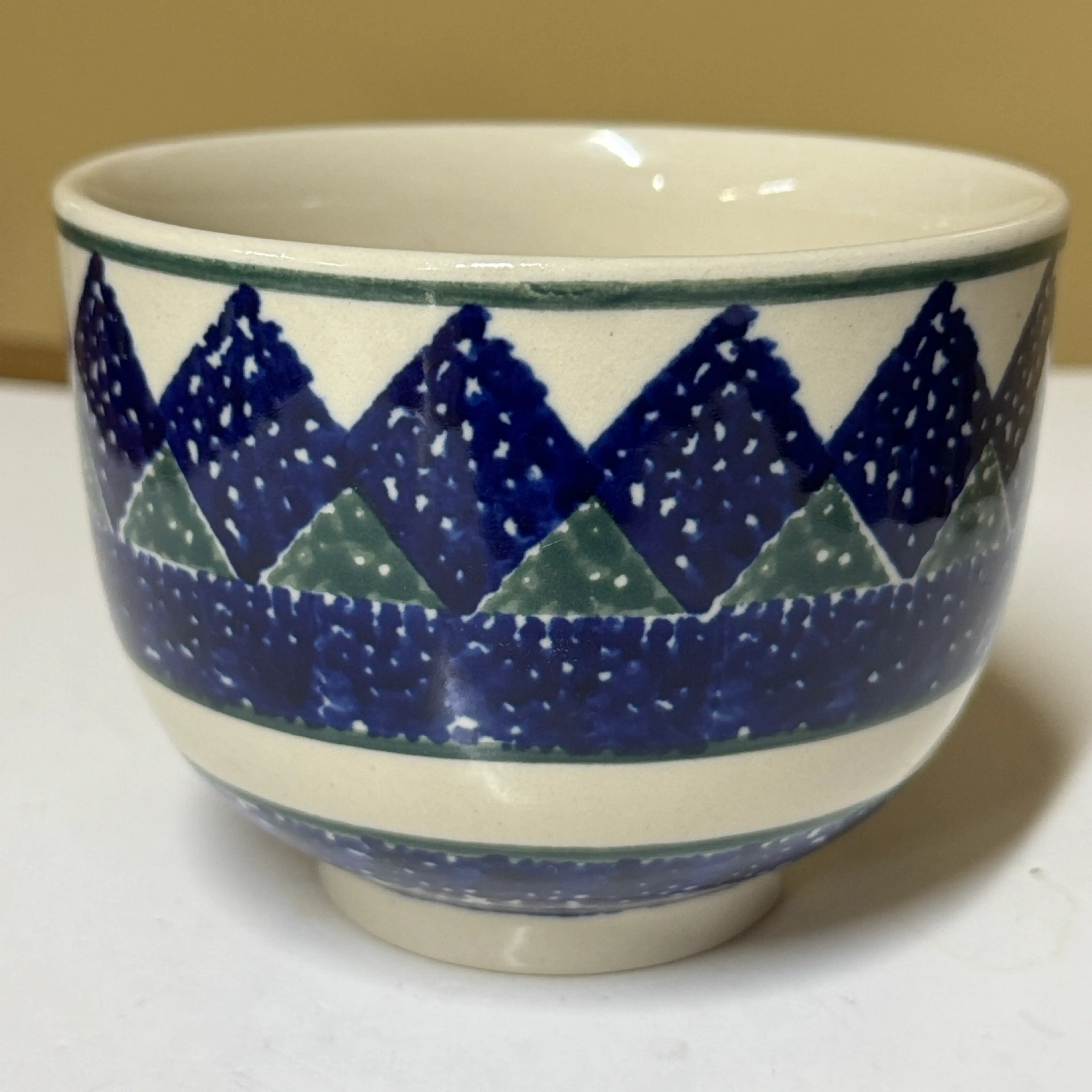Image 2 of 8