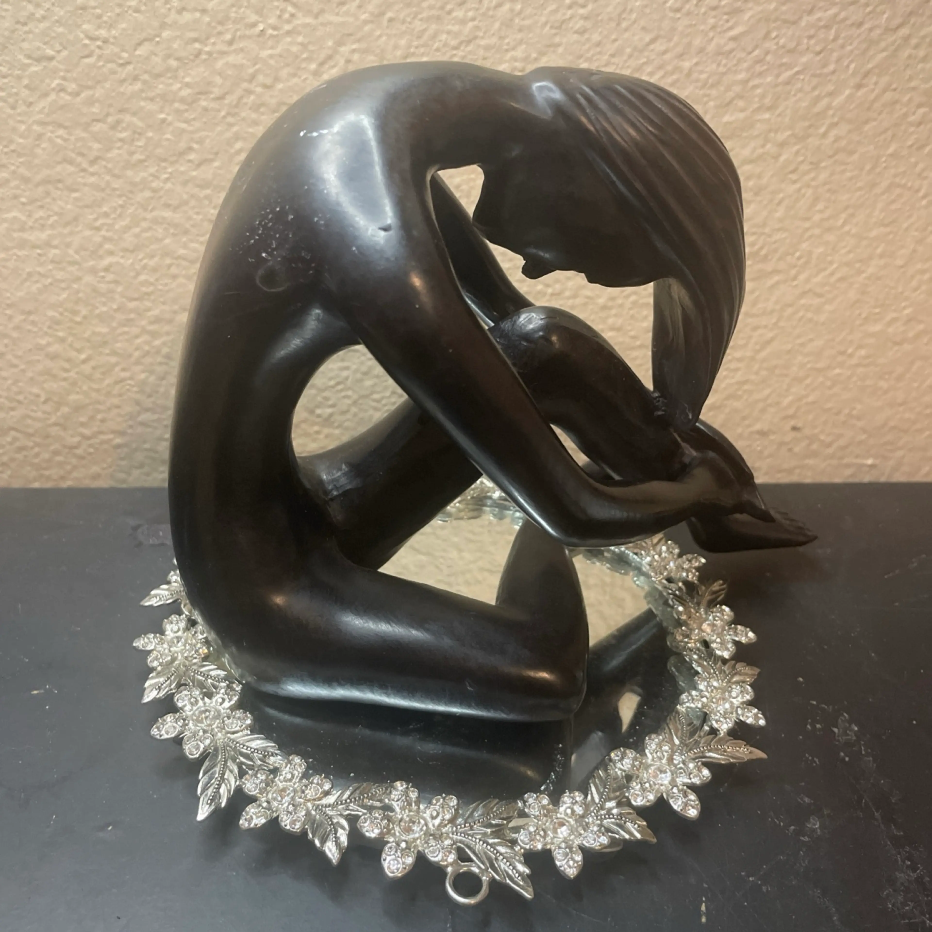 Image 4 of 8