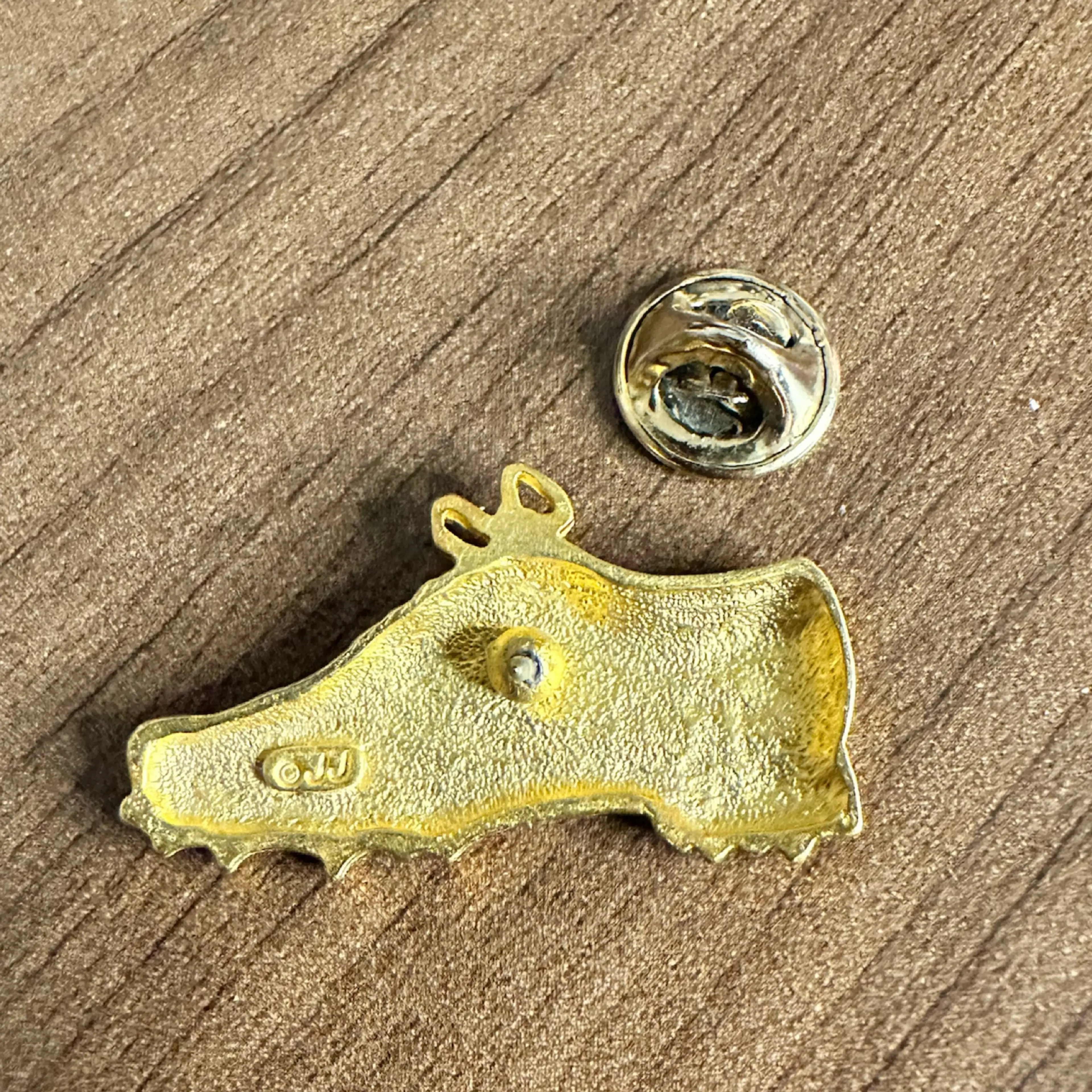 Image 2 of 2
