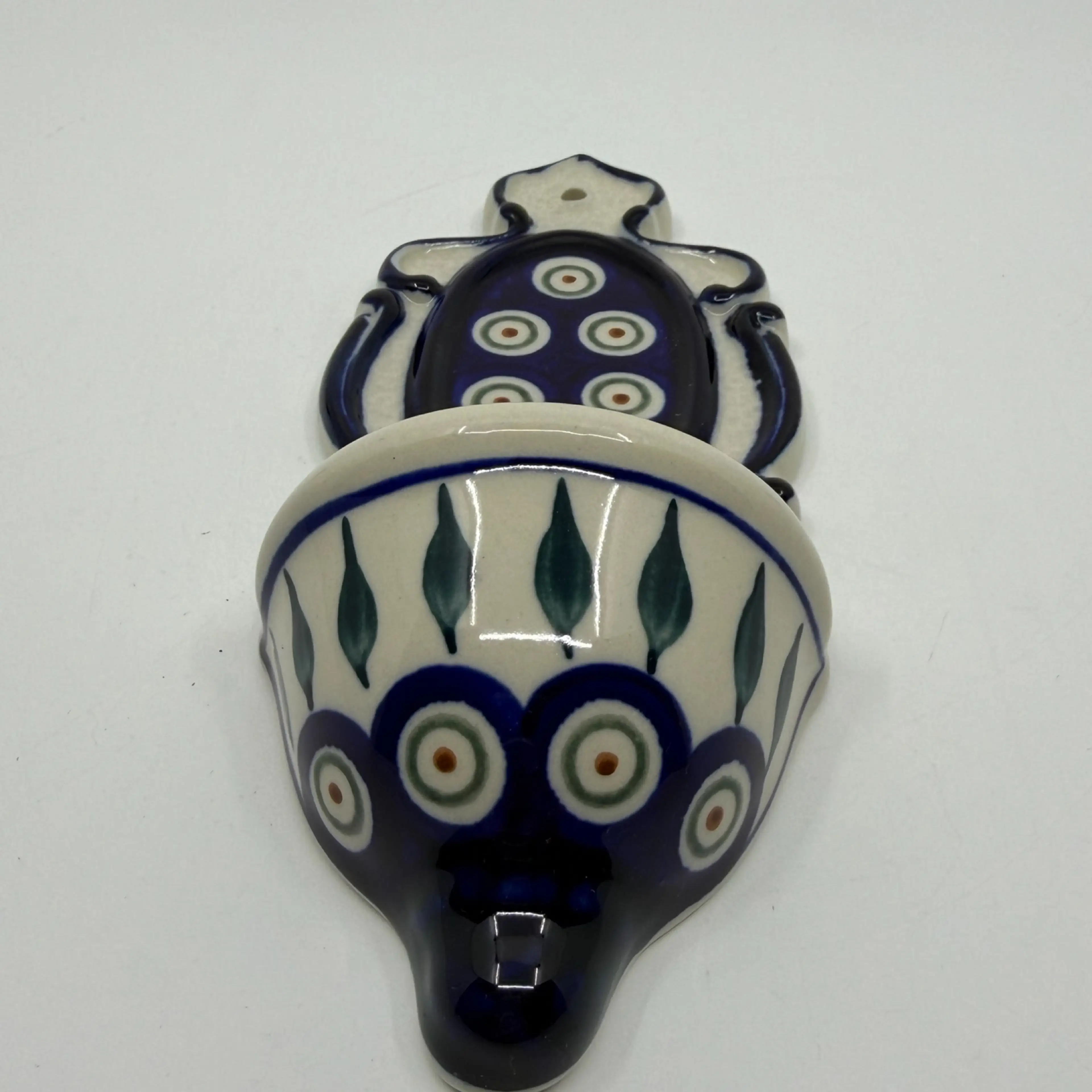 Image 2 of 6