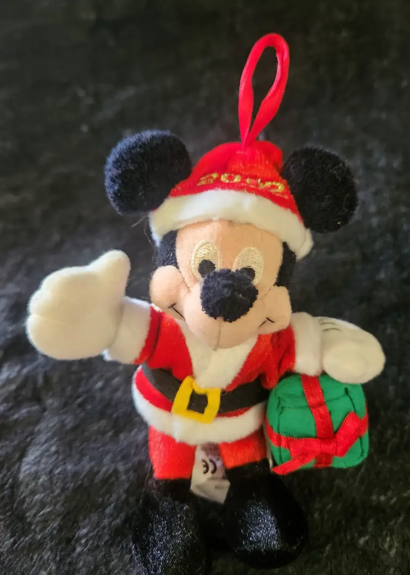 2002 Disney Store Mickey Mouse Santa