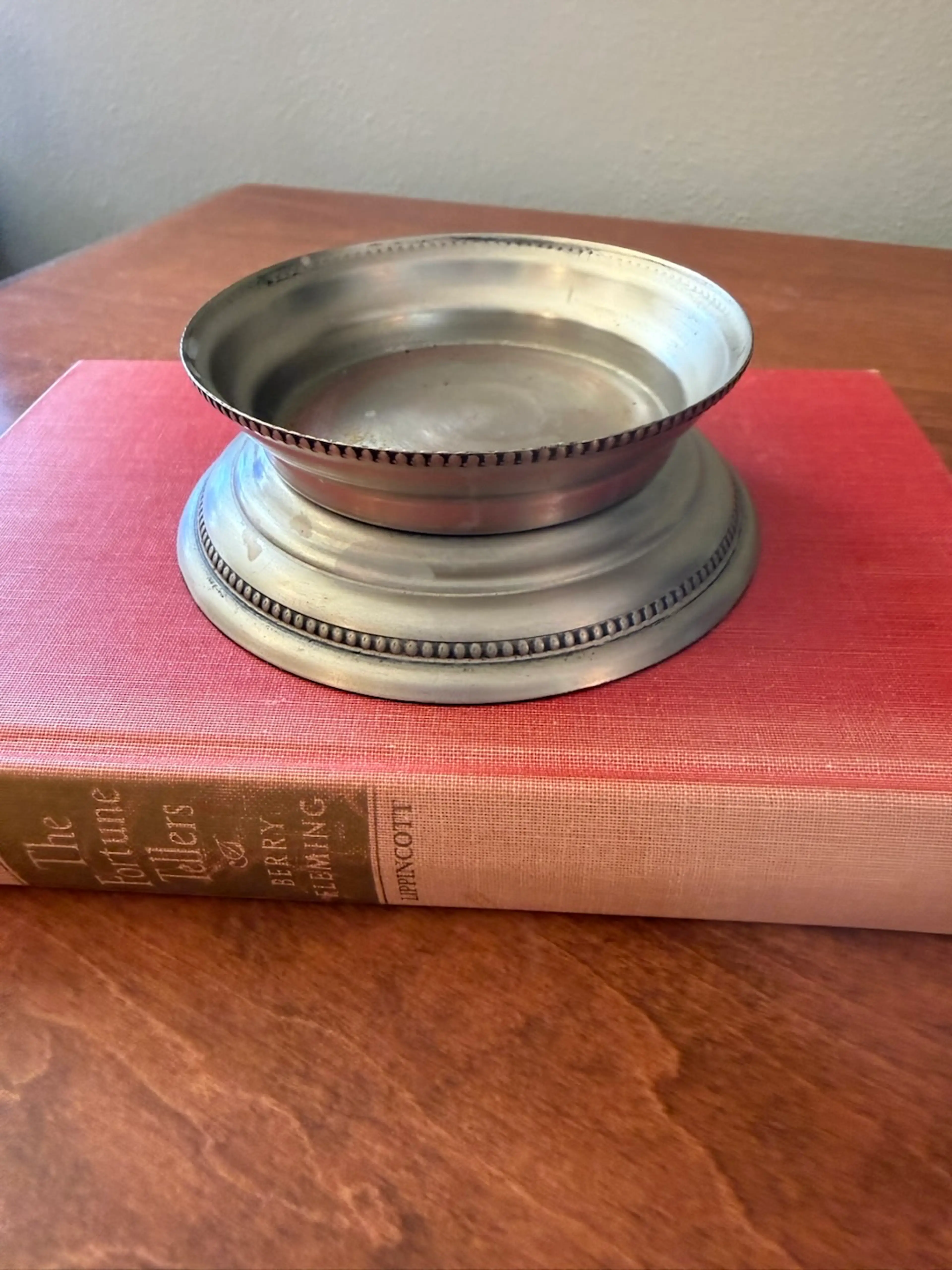 Image 1 of 5