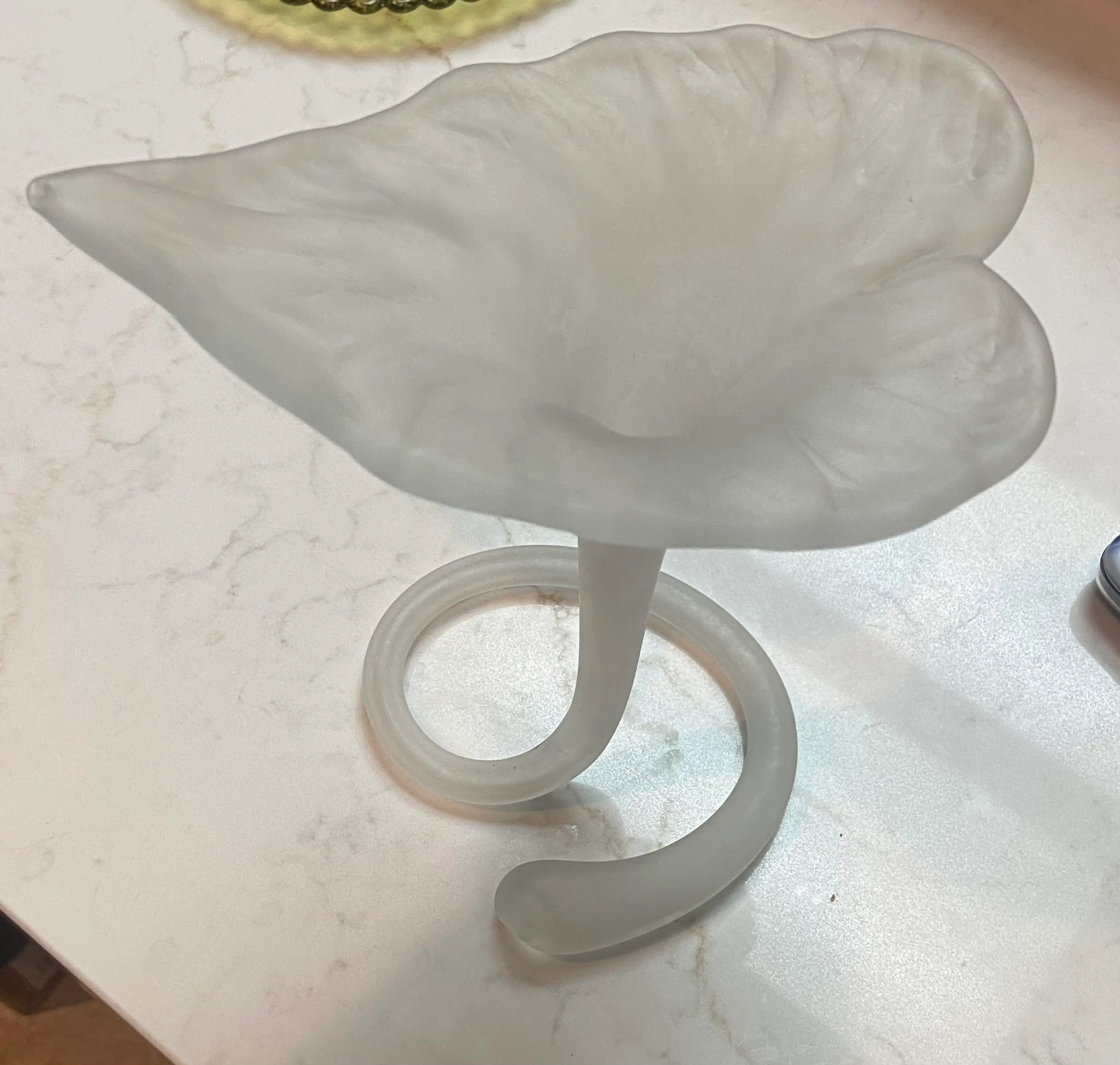 Image 4 of 6