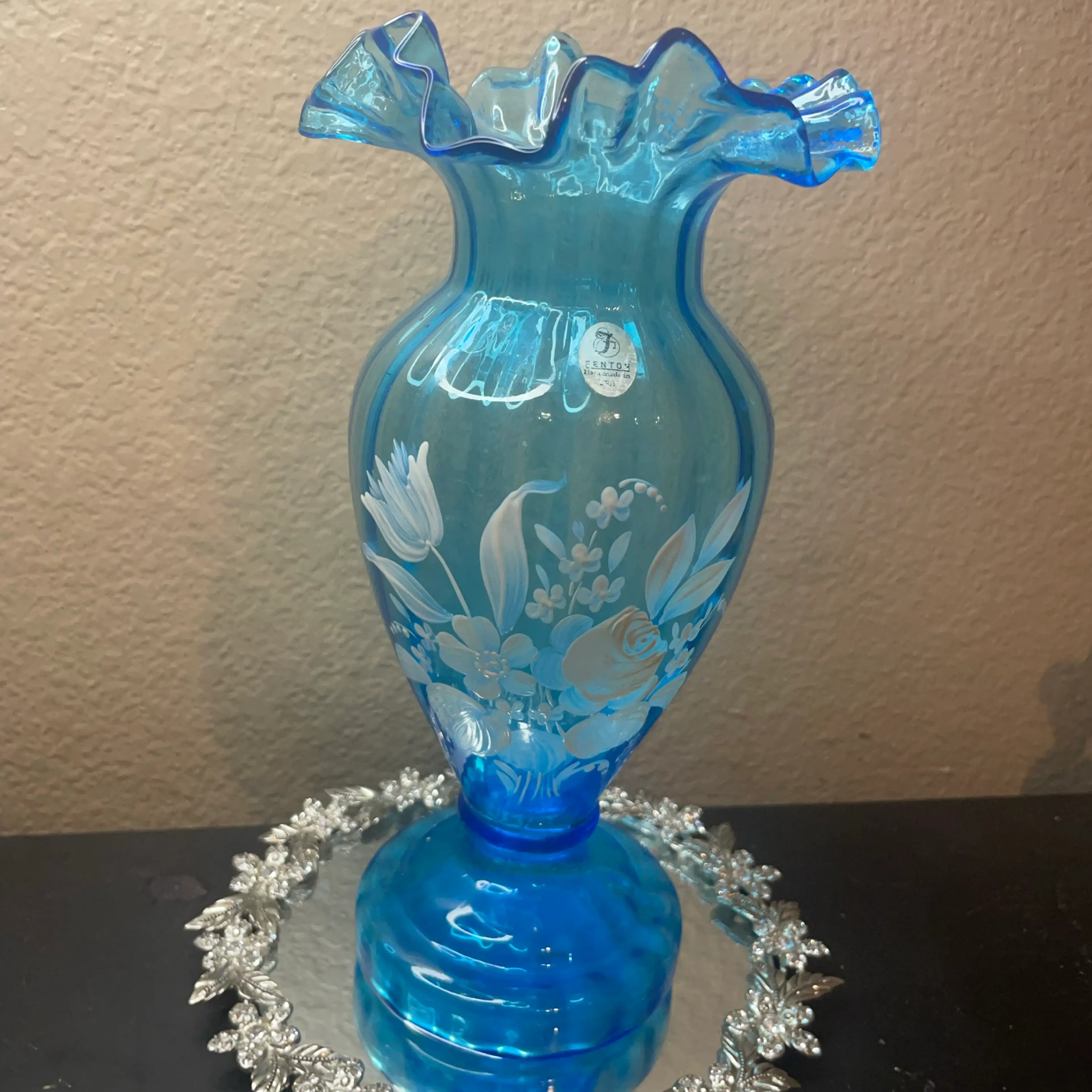 Image 2 of 6