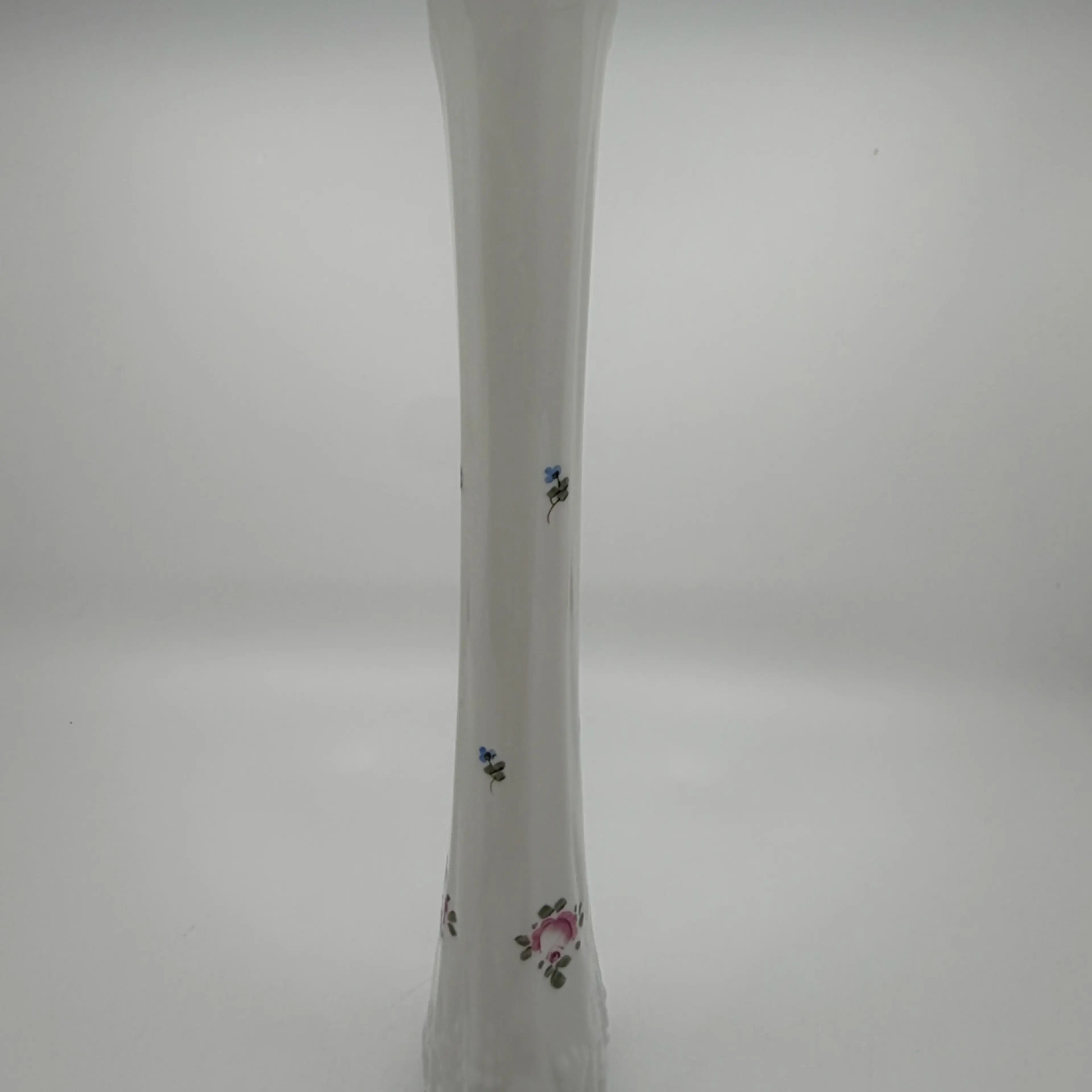 Image 4 of 8
