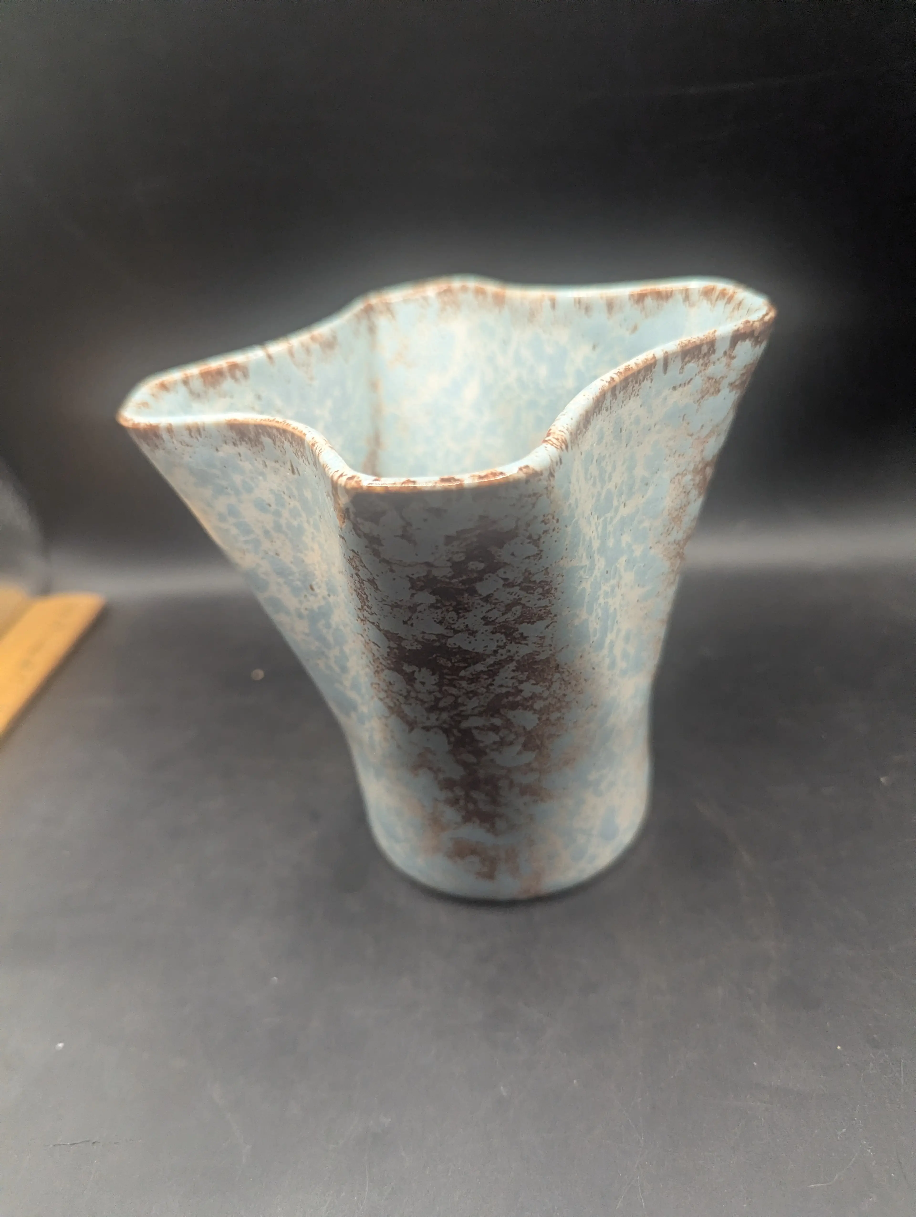 Image 2 of 8