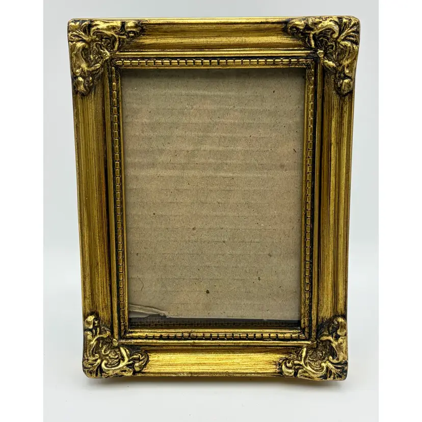 Vintage, Fetco Int. Inc., Frame, Wooden,
Brass Color, 3 x 4.75 with Glass