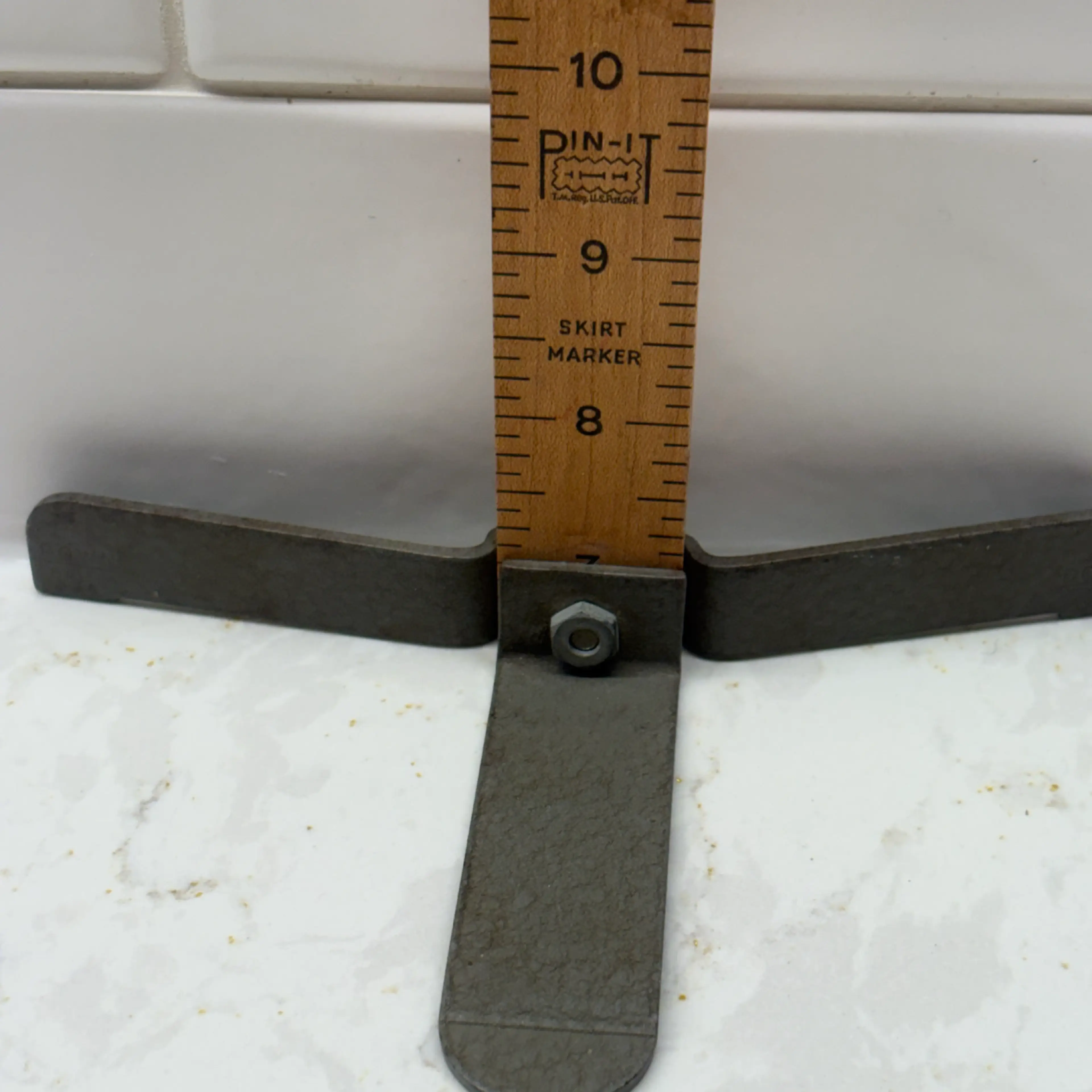 Image 4 of 4