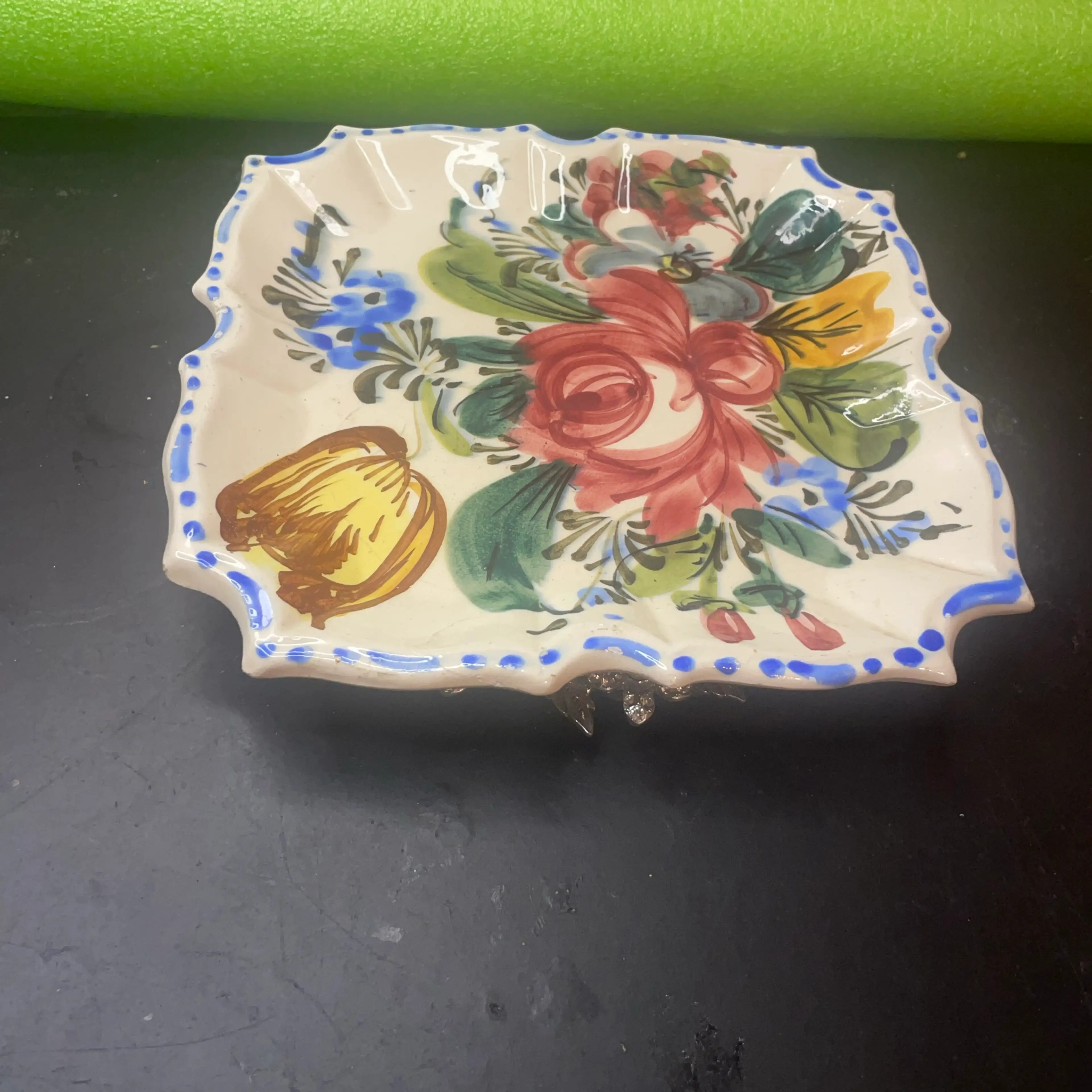 Image 2 of 8