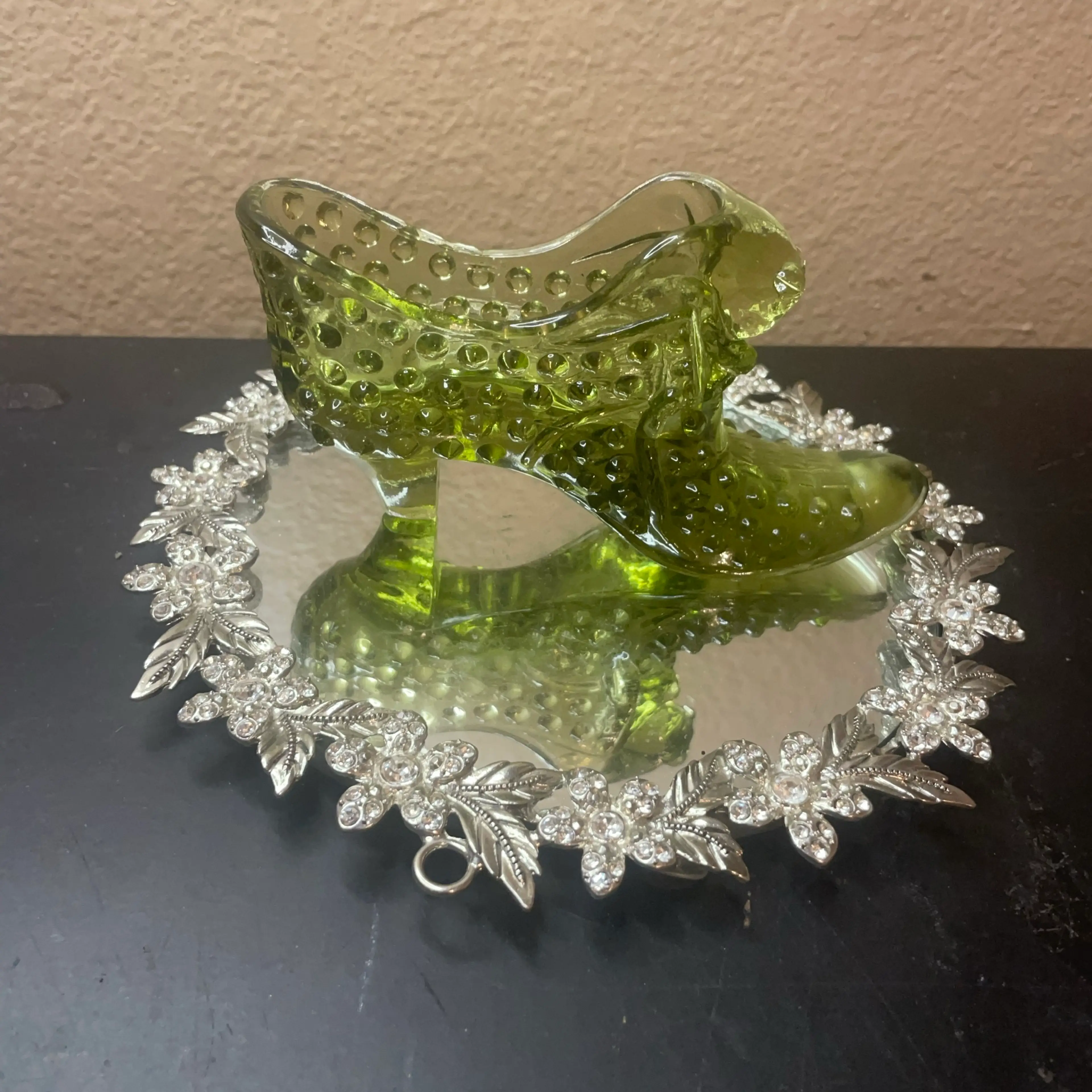 Image 2 of 4