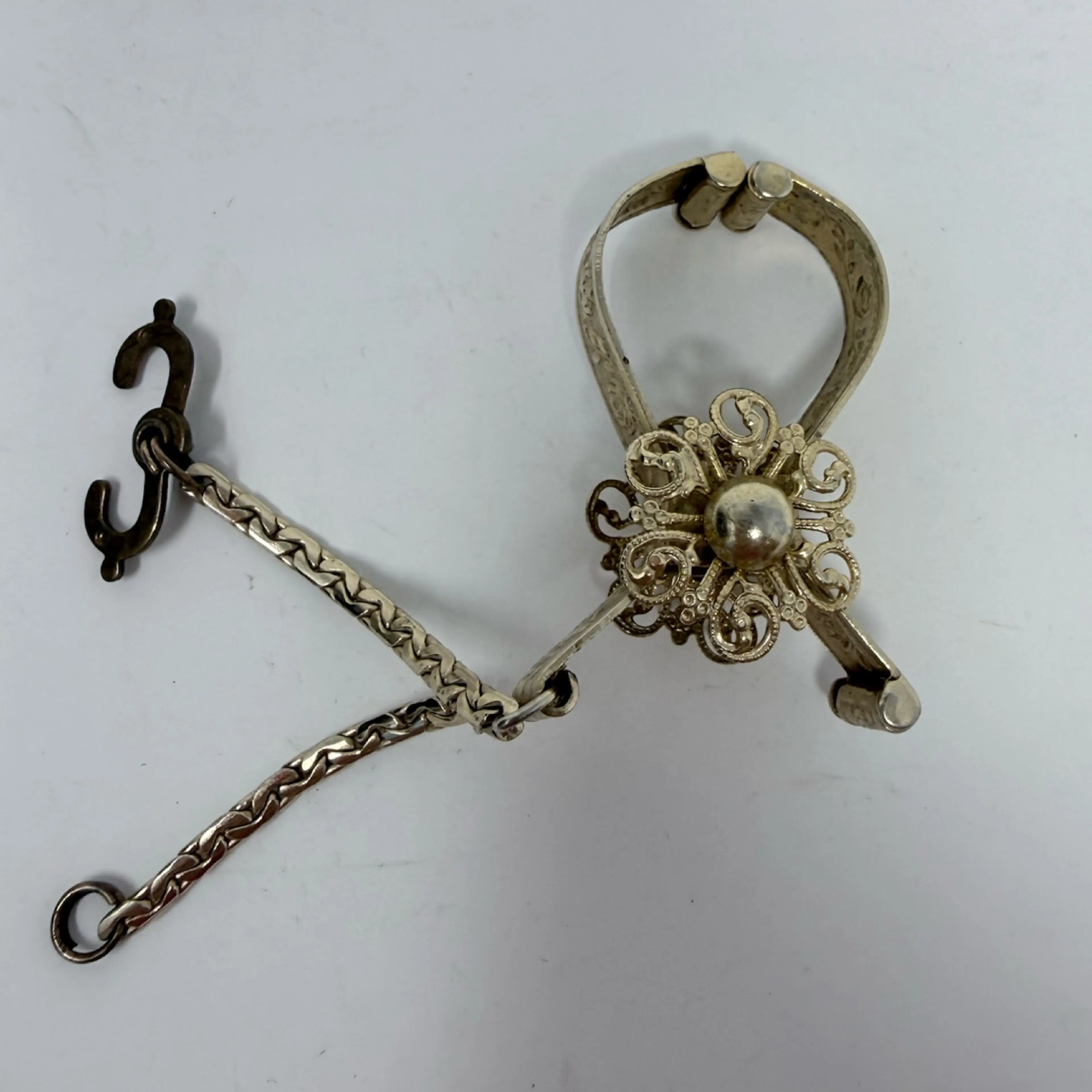 Image 1 of 4