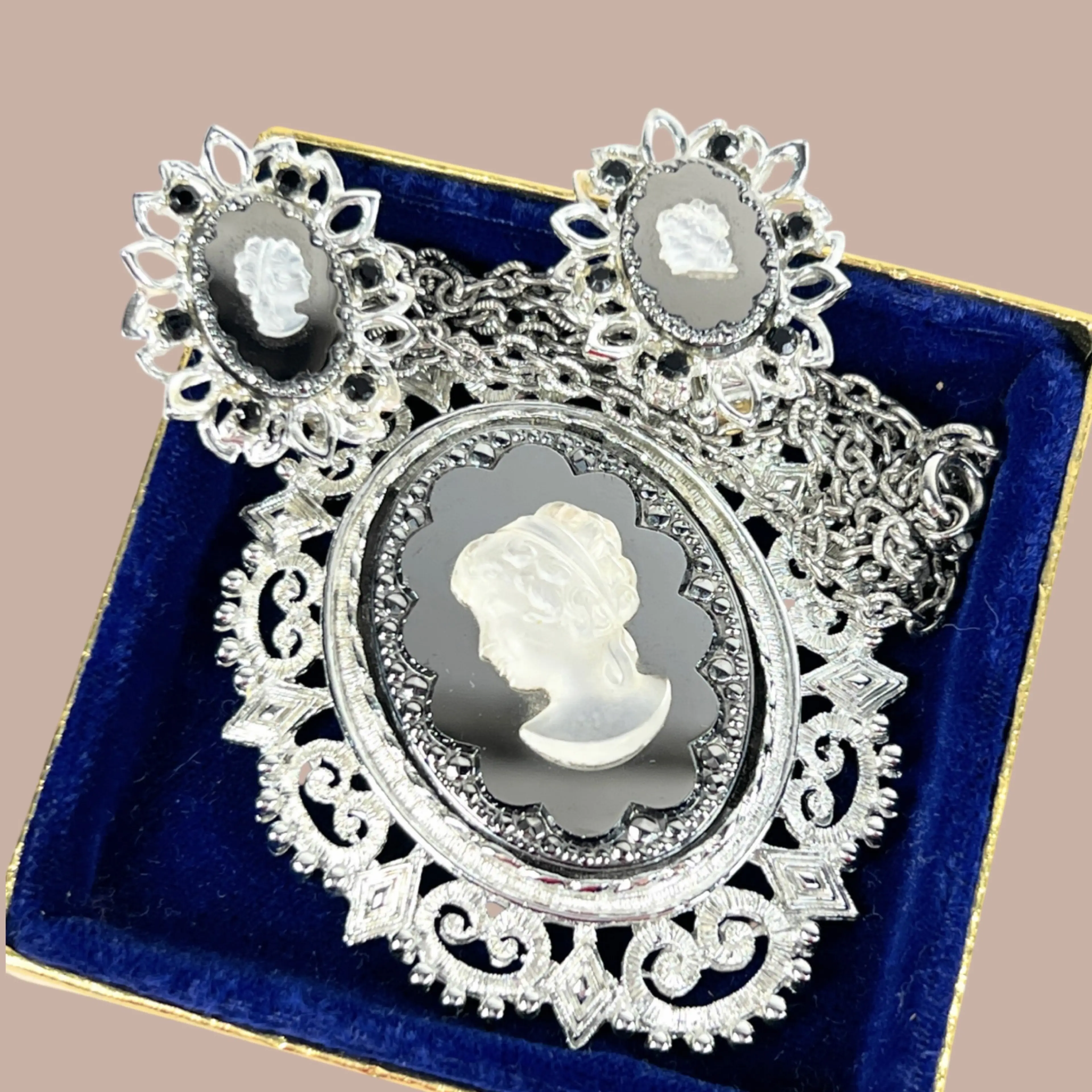 Image 2 of 13