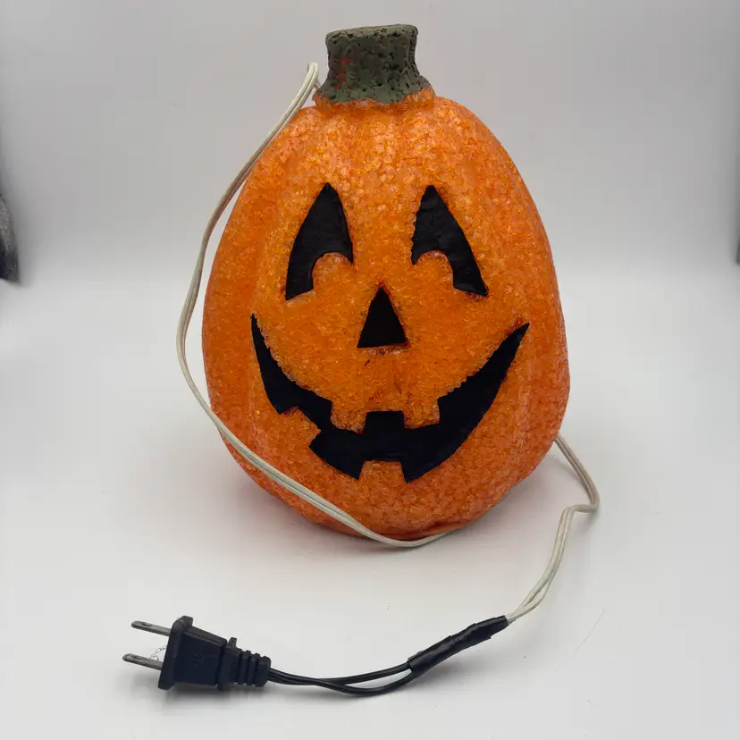 Vintage Halloween Light Up Pumpkin Jack O Lantern Melted Plastic Popcorn Holiday