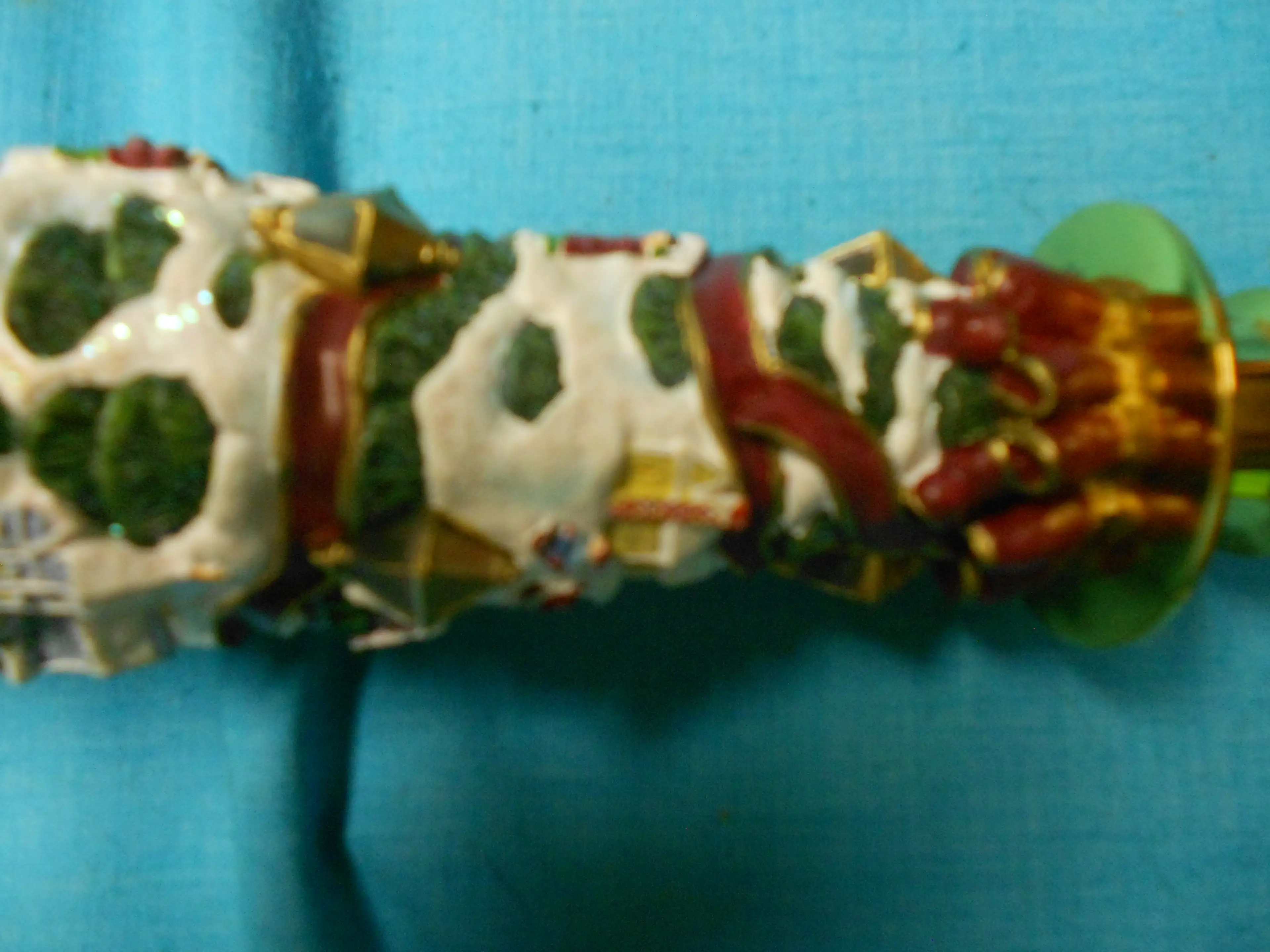 Image 4 of 10