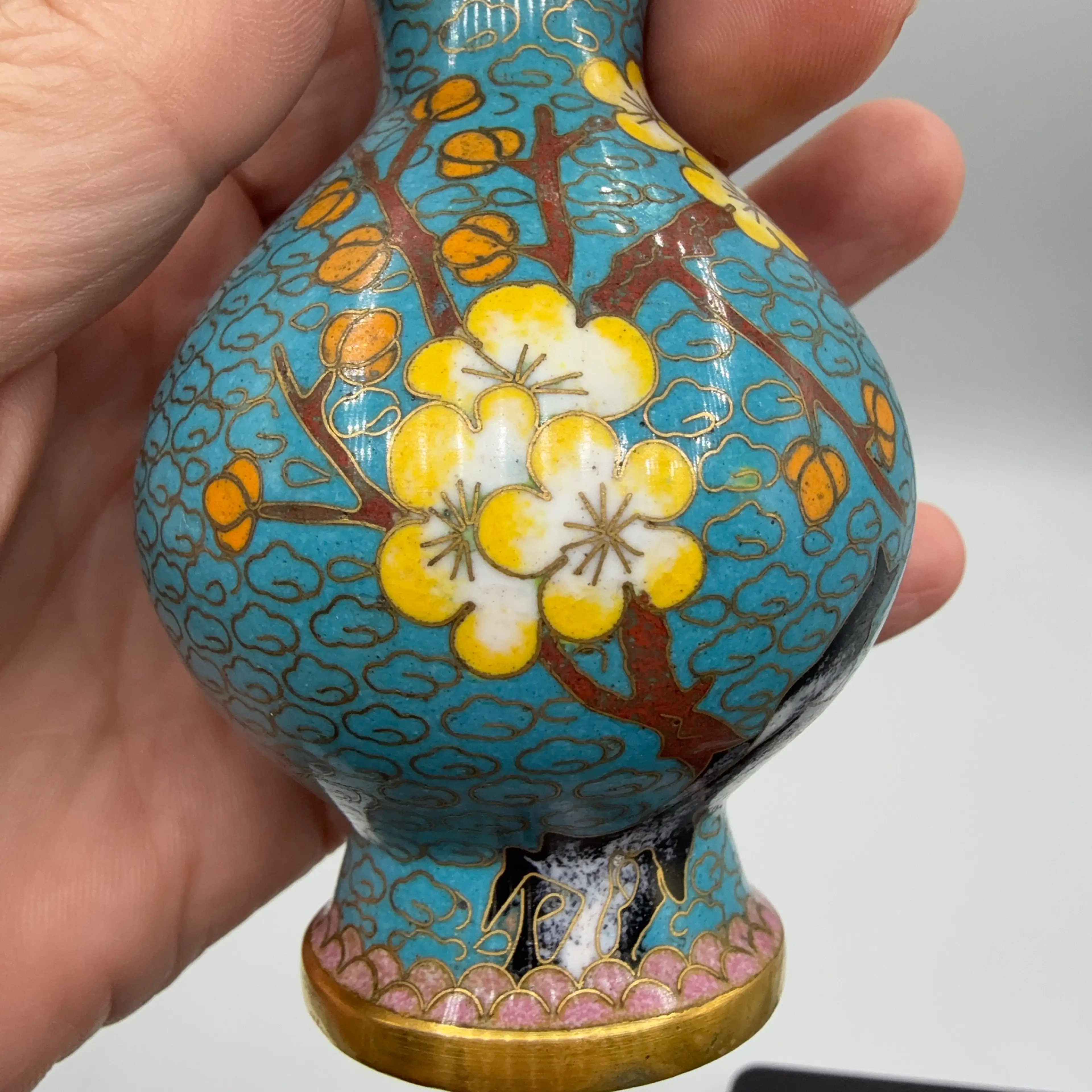 Image 4 of 6