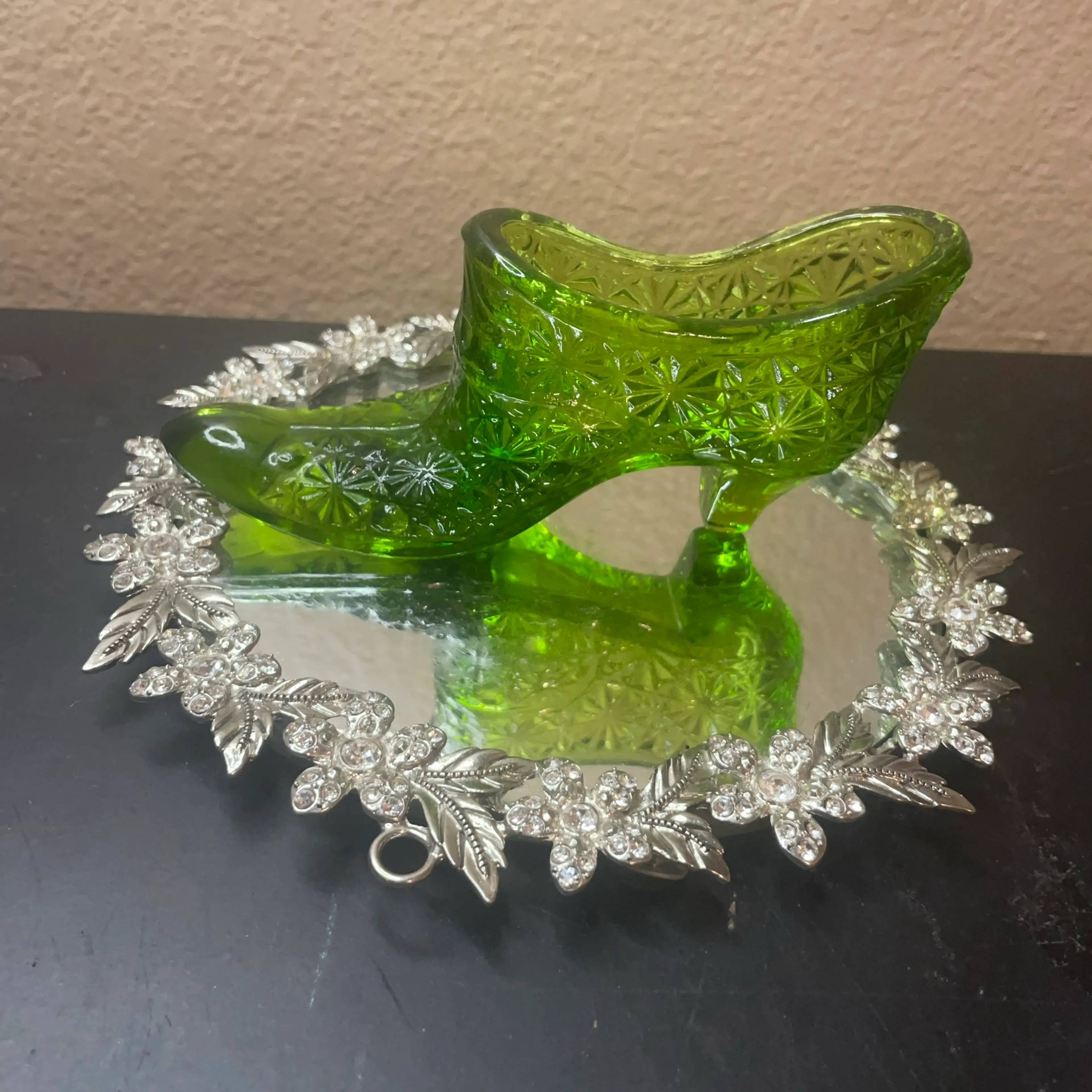 Image 4 of 4