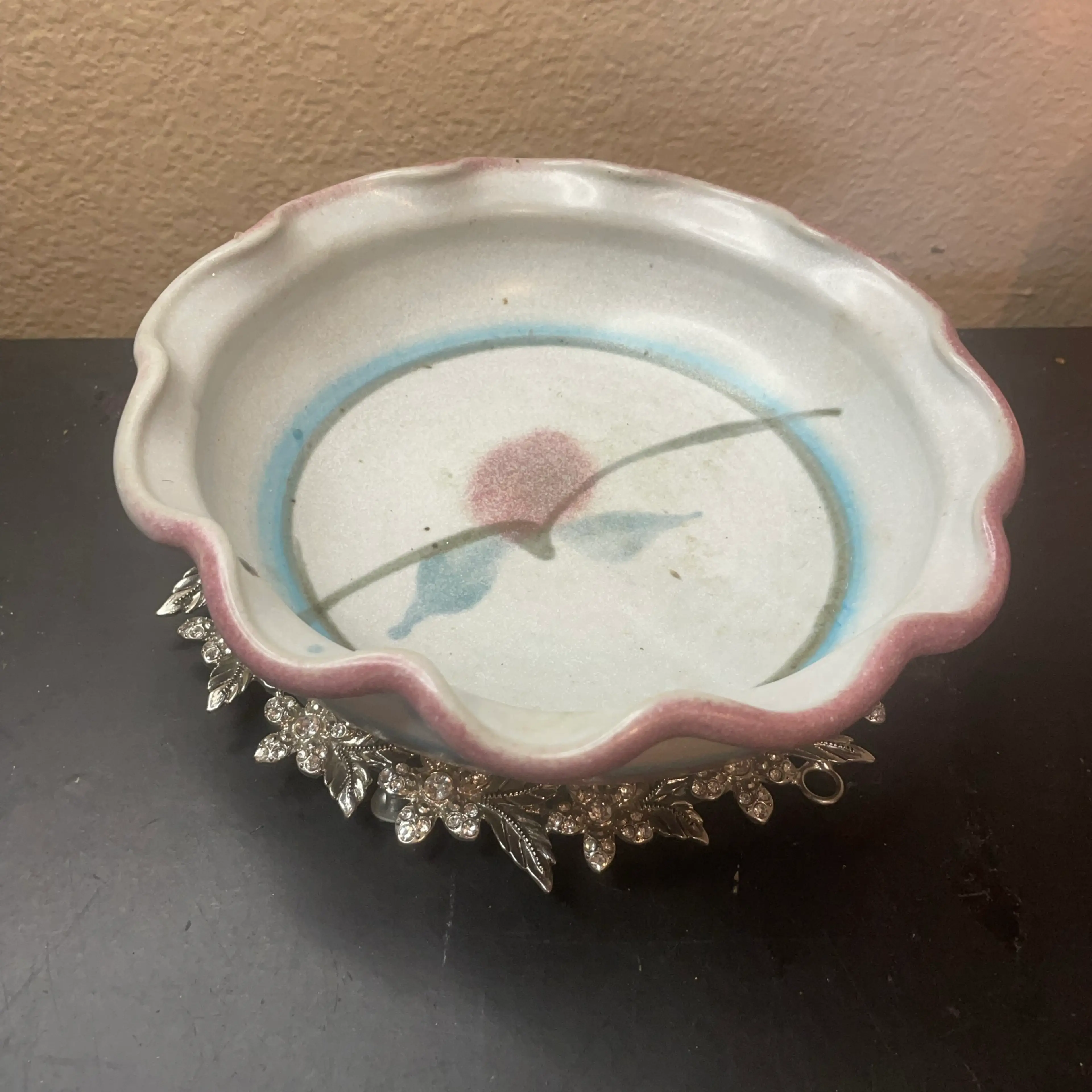 Image 2 of 7