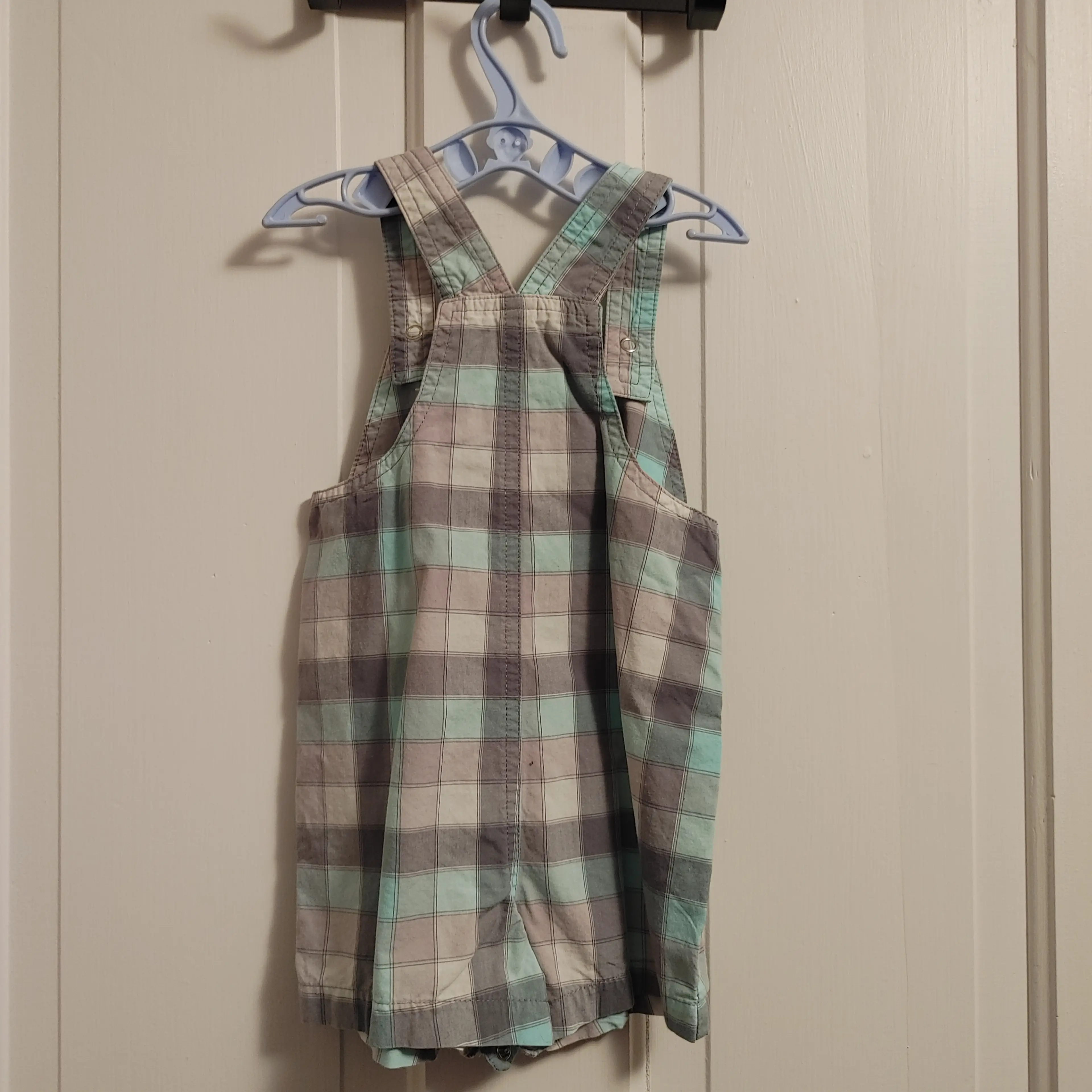 Image 2 of 2