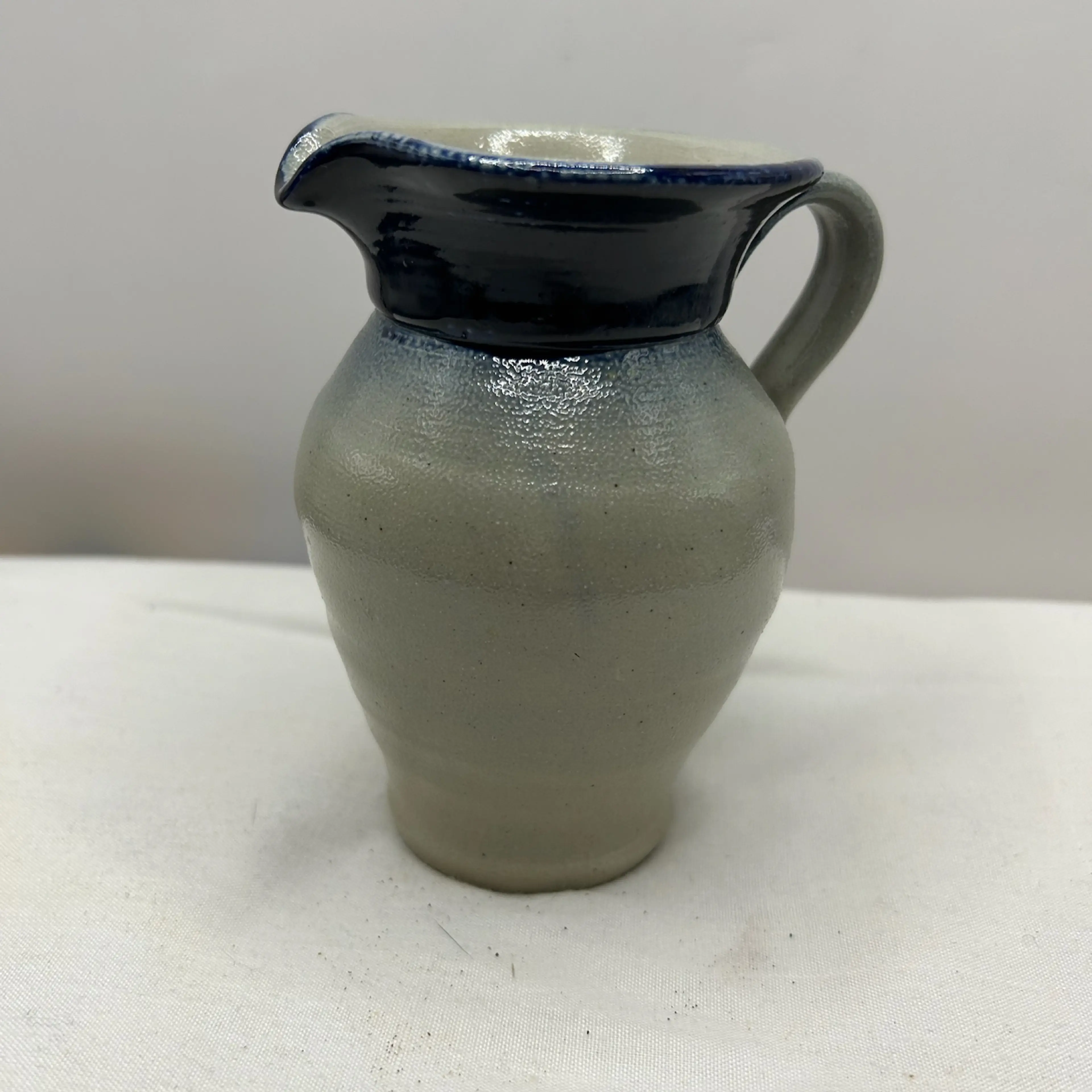 Image 2 of 3