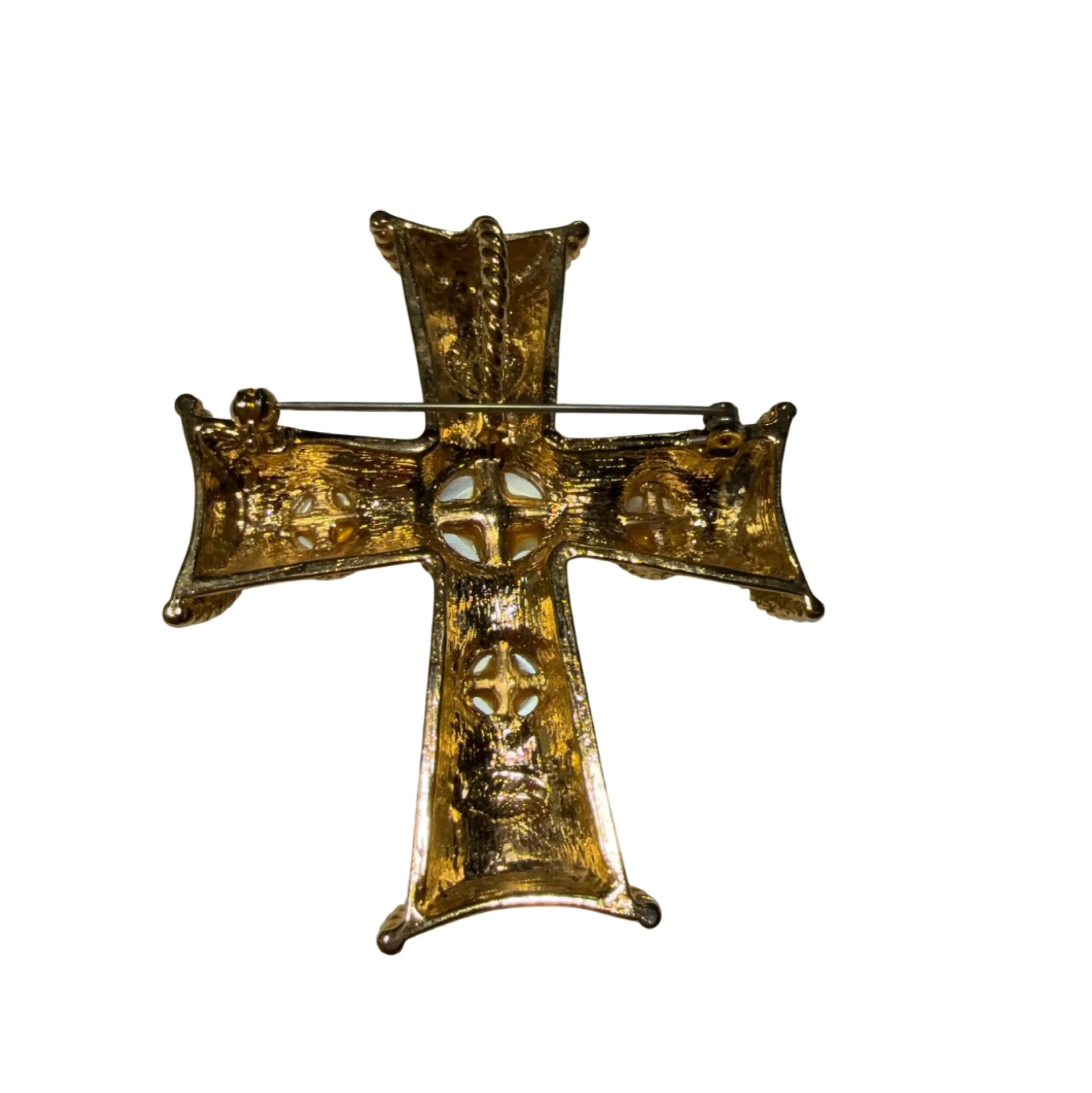 Image 3 of 4